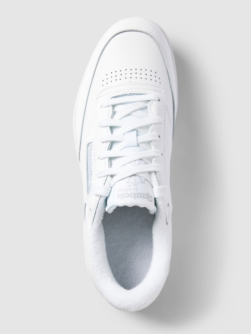 Sneaker aus Leder mit Label-Details Modell 'Club C Double' in weiß