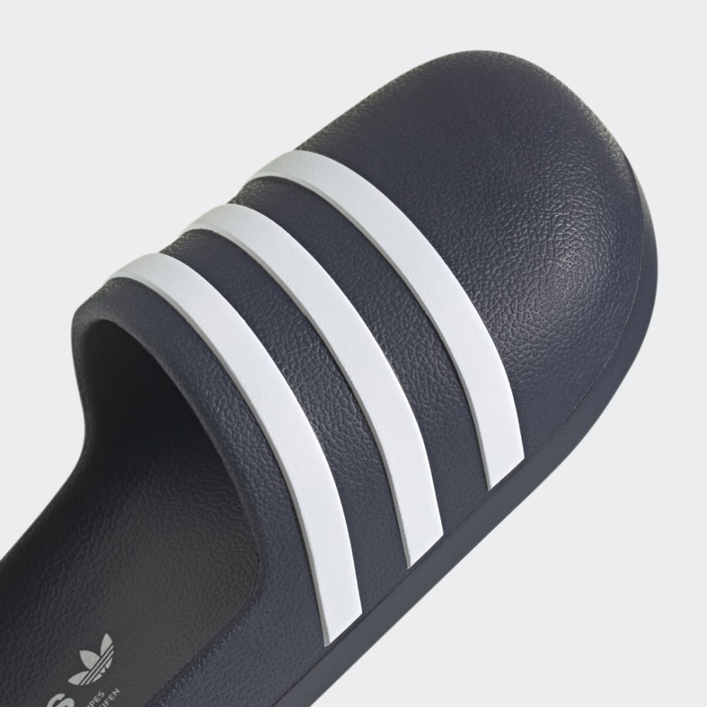 adidas adilette adiFOM HQ7220 / blau