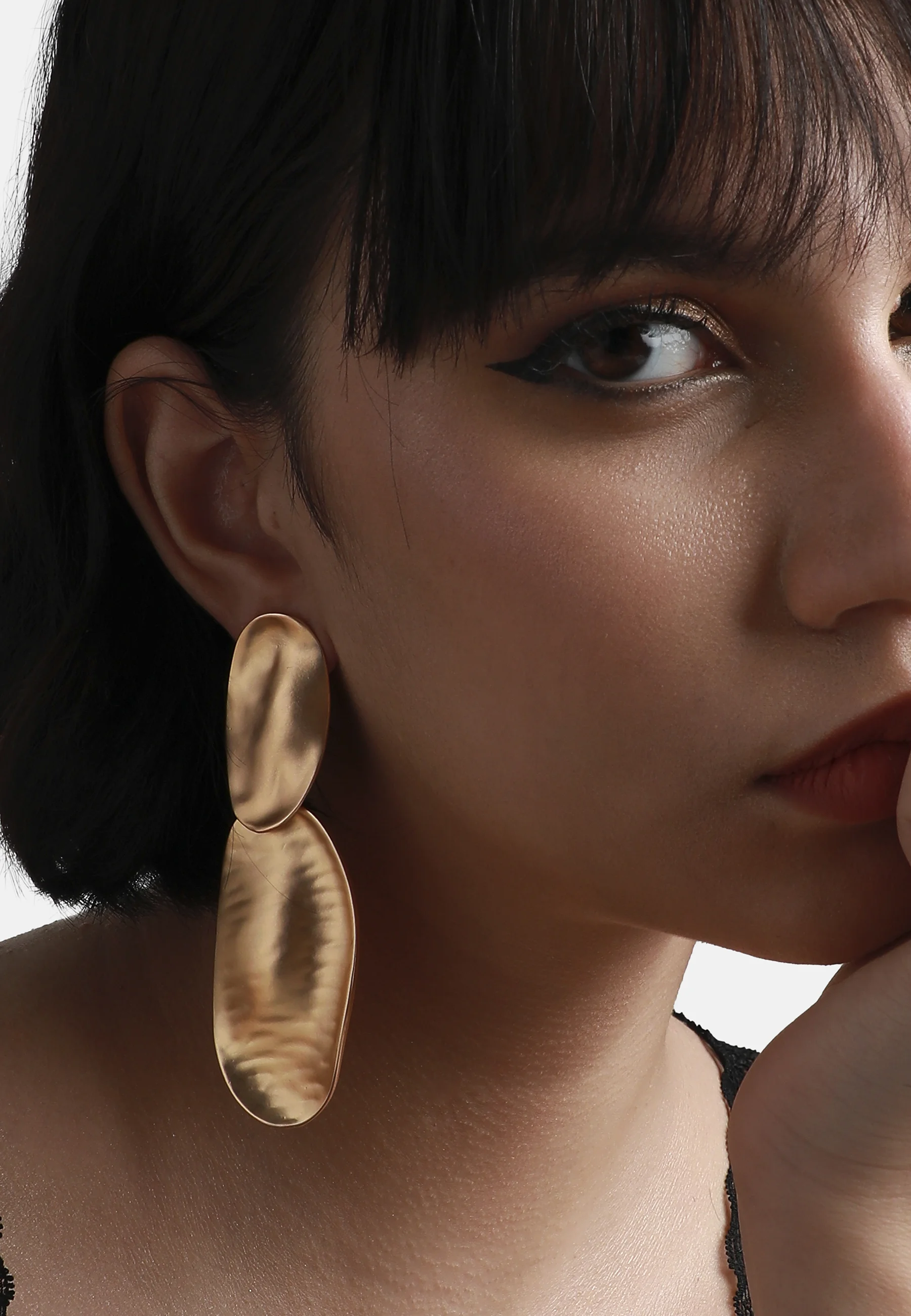 SOHI PRATITHA - Pendientes