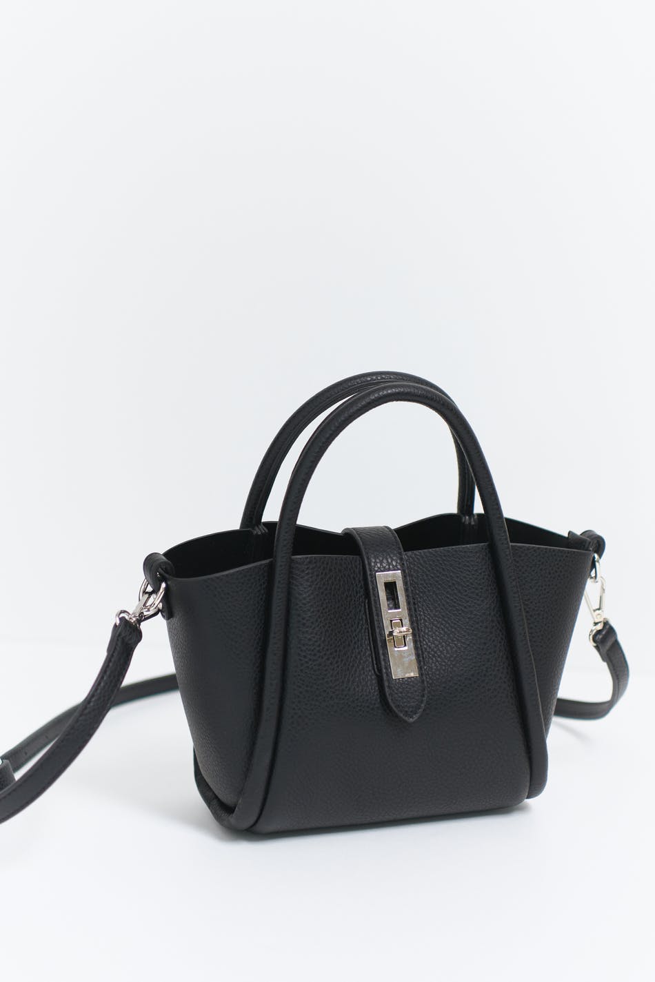 Tubular handle bag