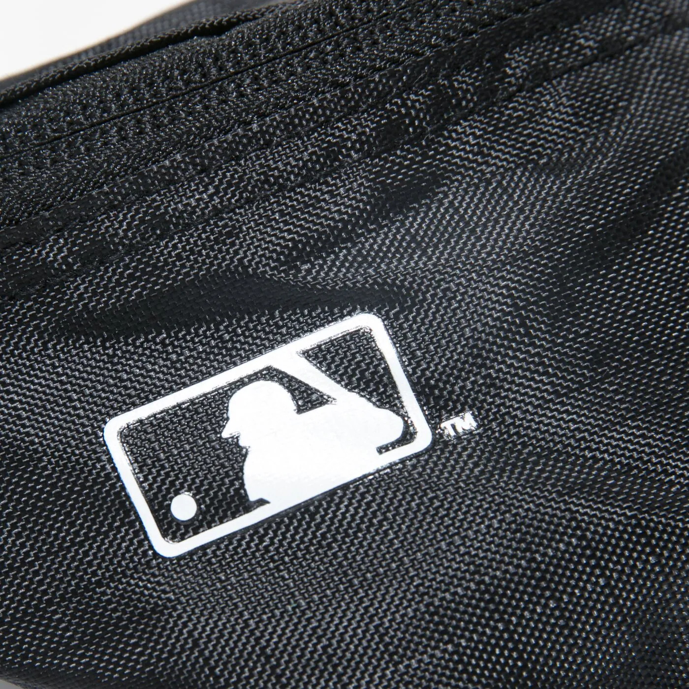 NEW ERA NIERENTASCHE MLB MINI WAIST BAG NYY BLK NEW YORK YAN Schwarz