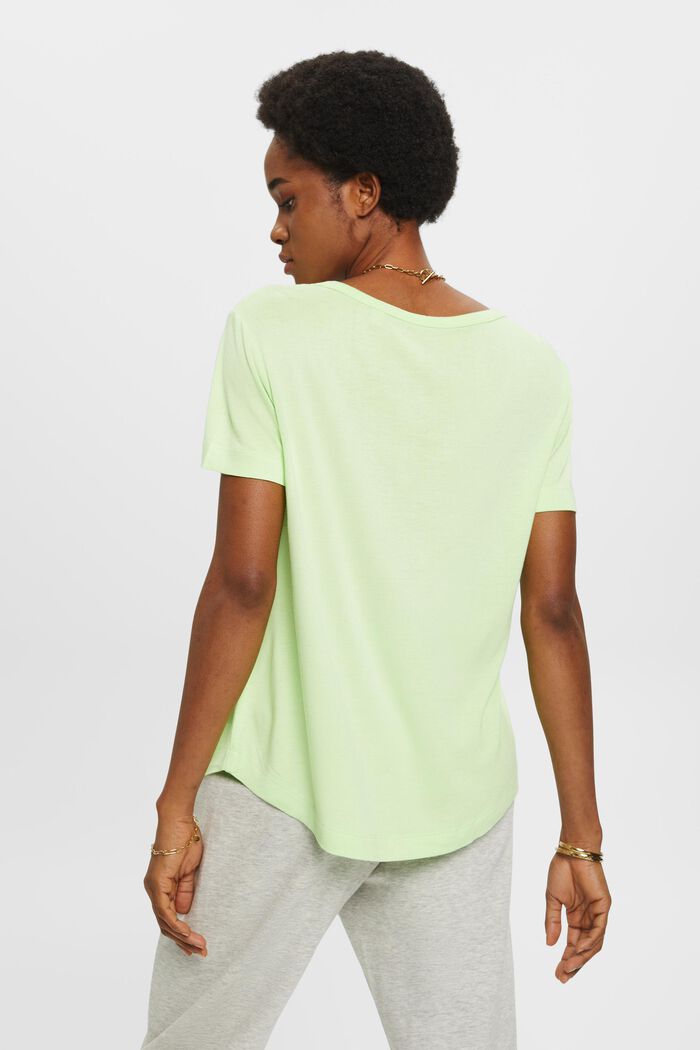 Viskose-T-Shirt mit weitem, rundem Ausschnitt