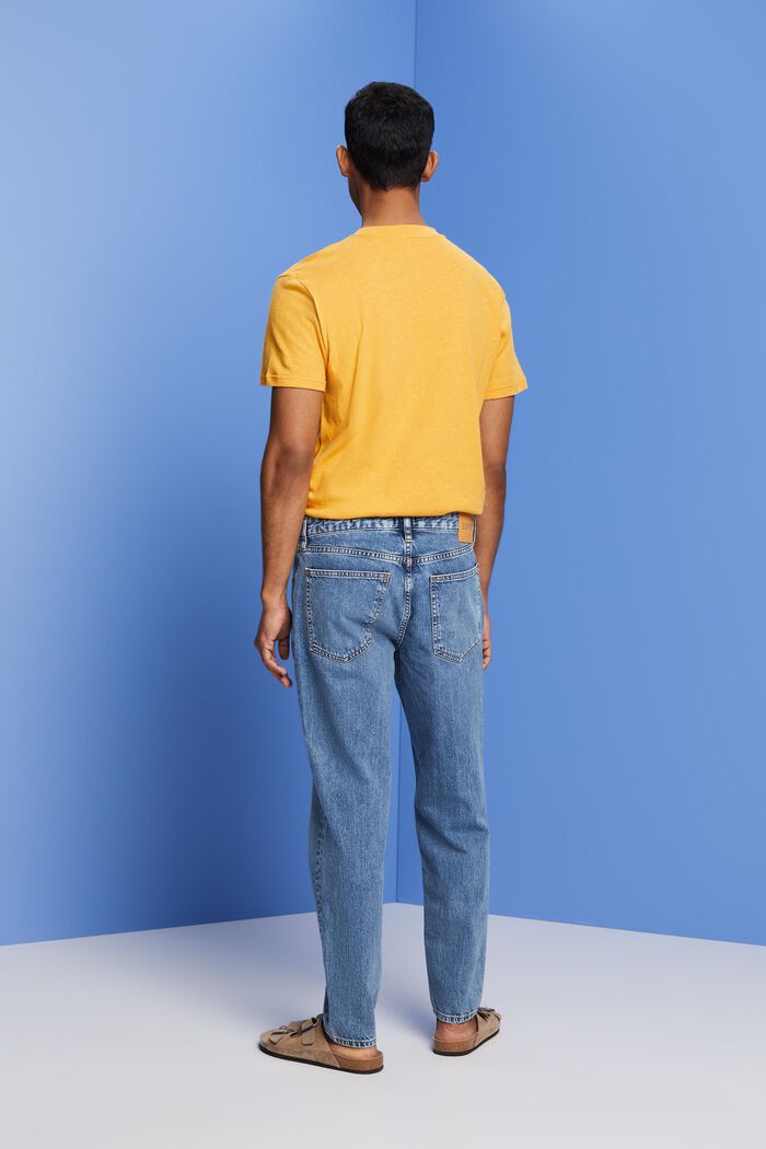 Jeans in bequemer, schmaler Passform