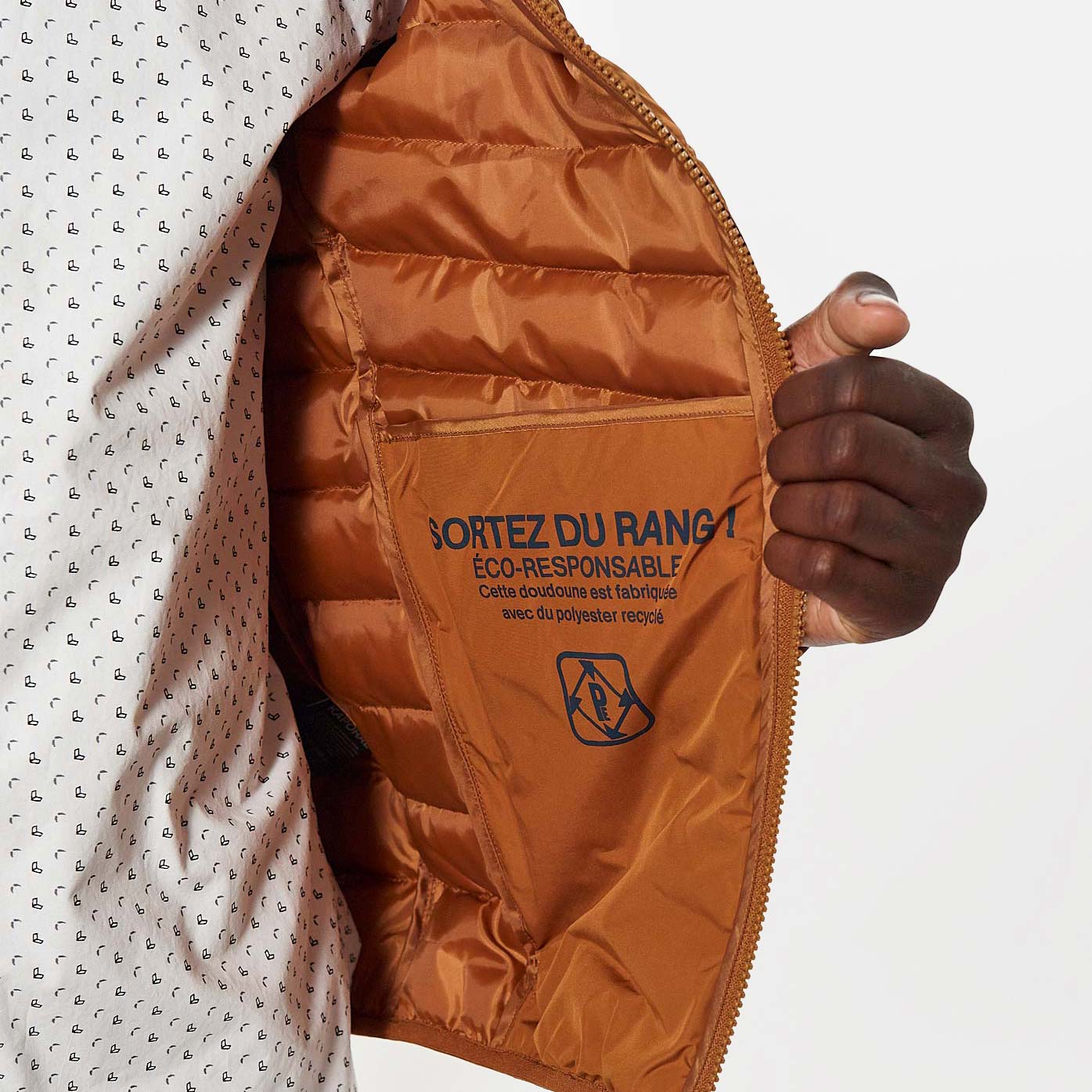 SANO   Doudoune fine orange Homme en 100% polyester recyclé