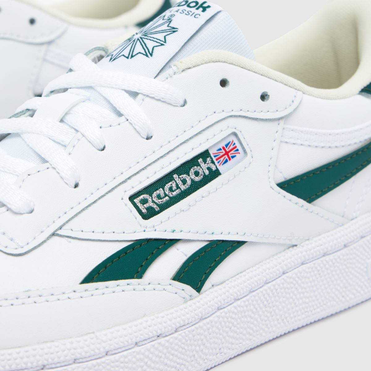 Reebok vita & gröna Club C Revenge ungdomsskor