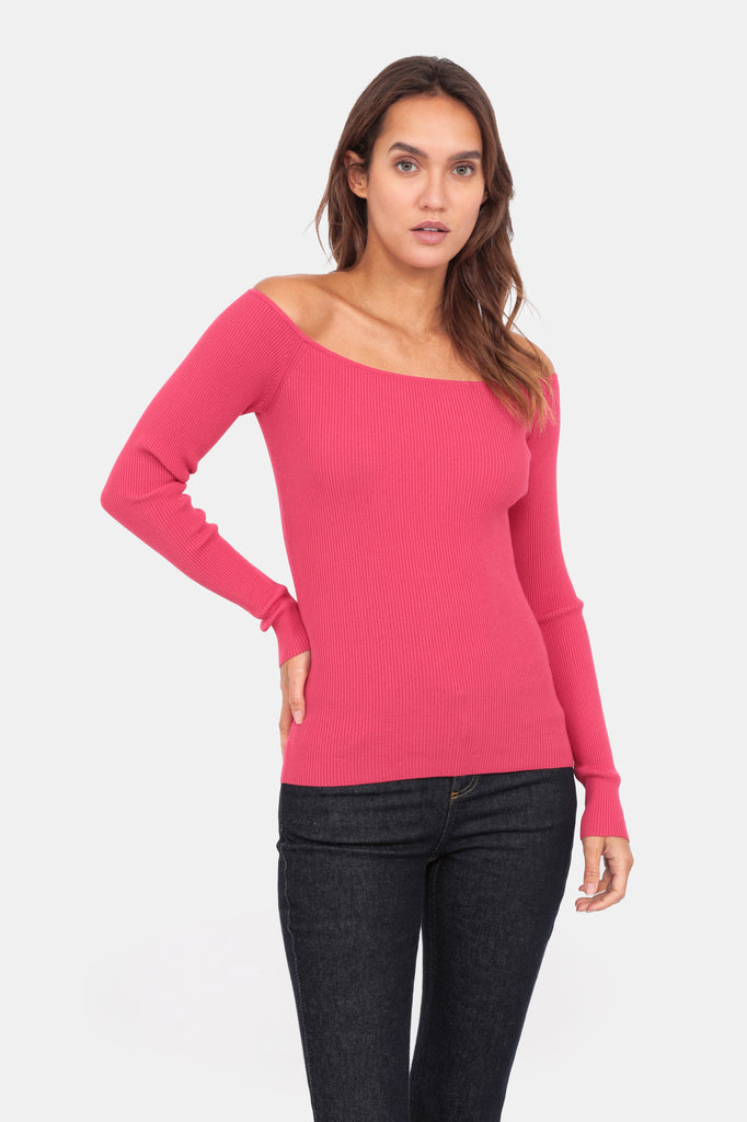 Top Off Shoulder Lola