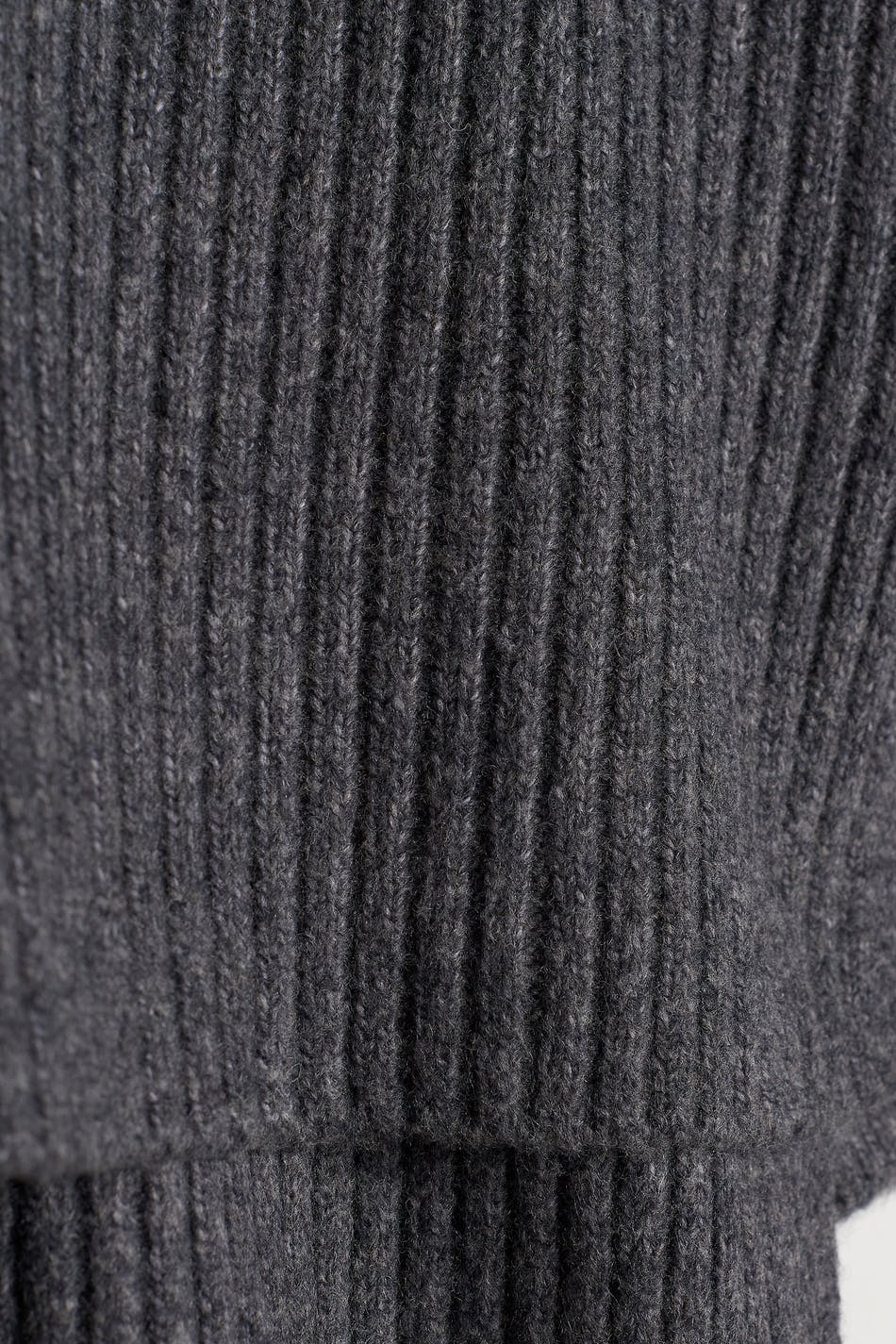 Tessa knitted sweater