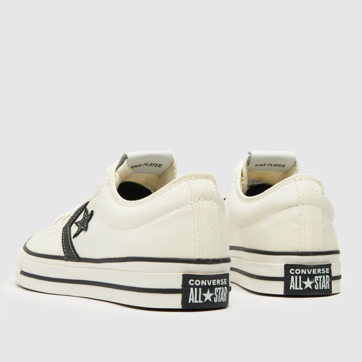 Converse Star Player 76 cipők fehér és fekete színben