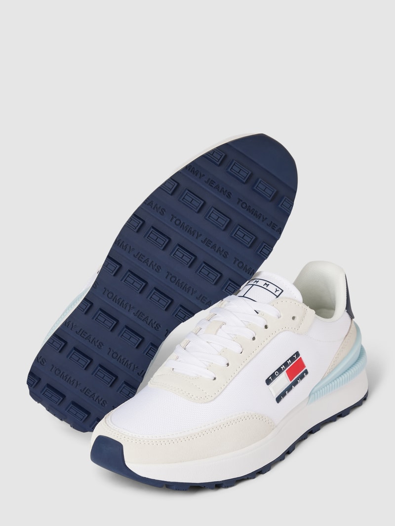 Sneaker mit Logo-Details Modell 'TECH. RUN' in weiß