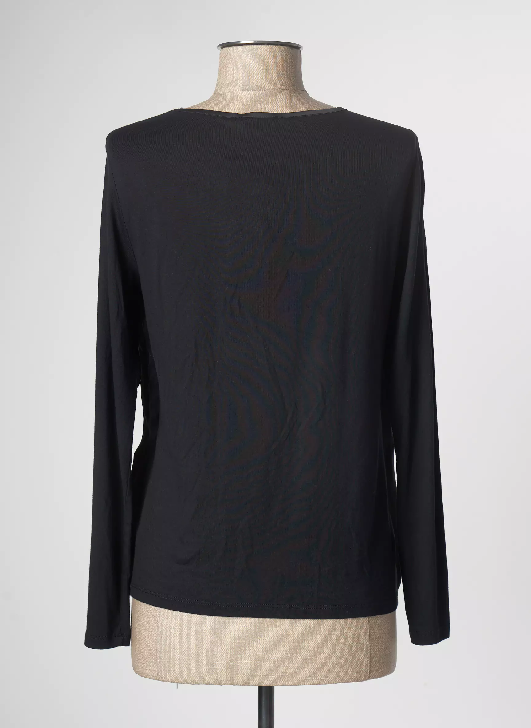 More   More Tops Femme couleur noir