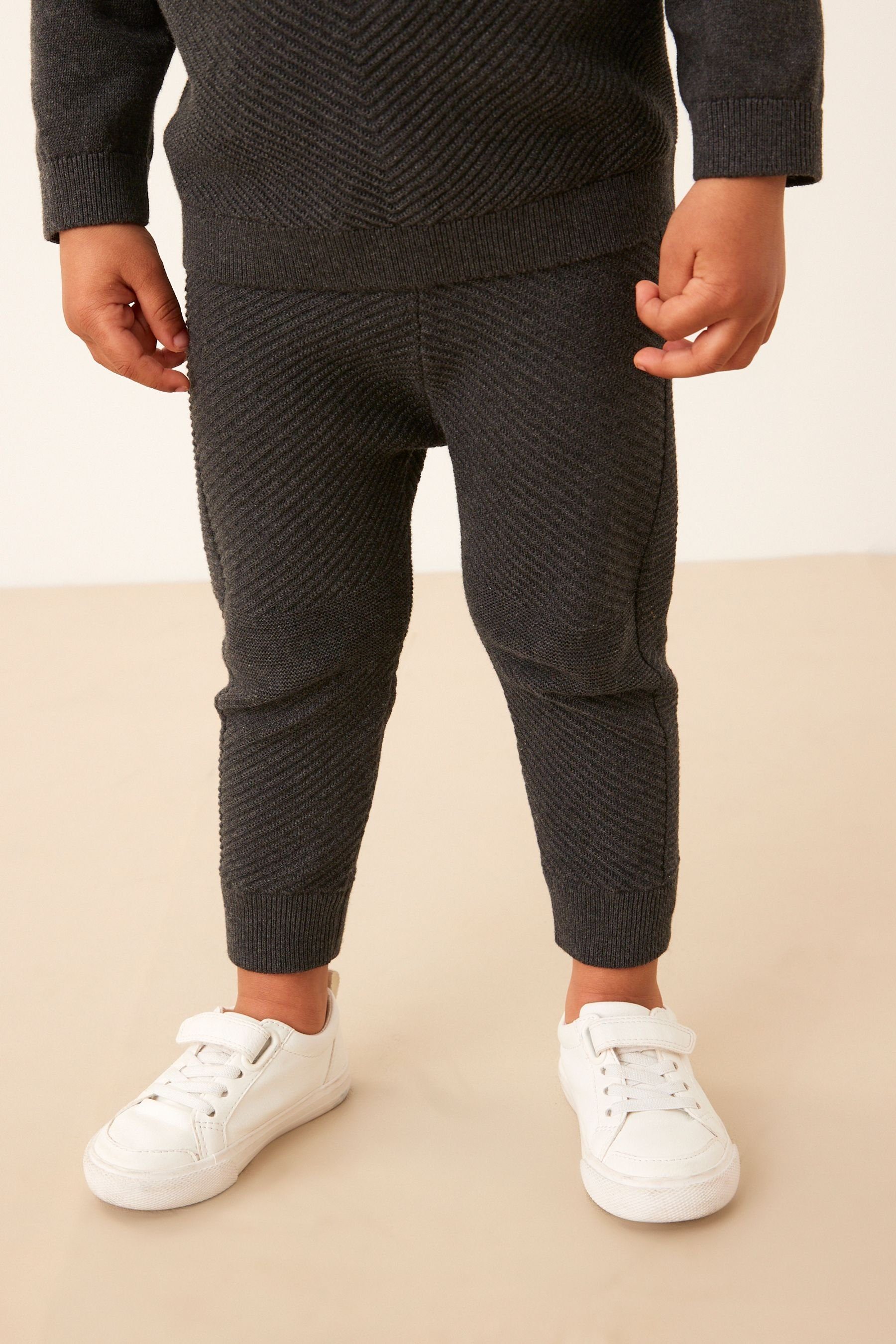 Next Jogginganzug Gestricktes Hoodie mit Struktur + Jogginghose (2-tlg)