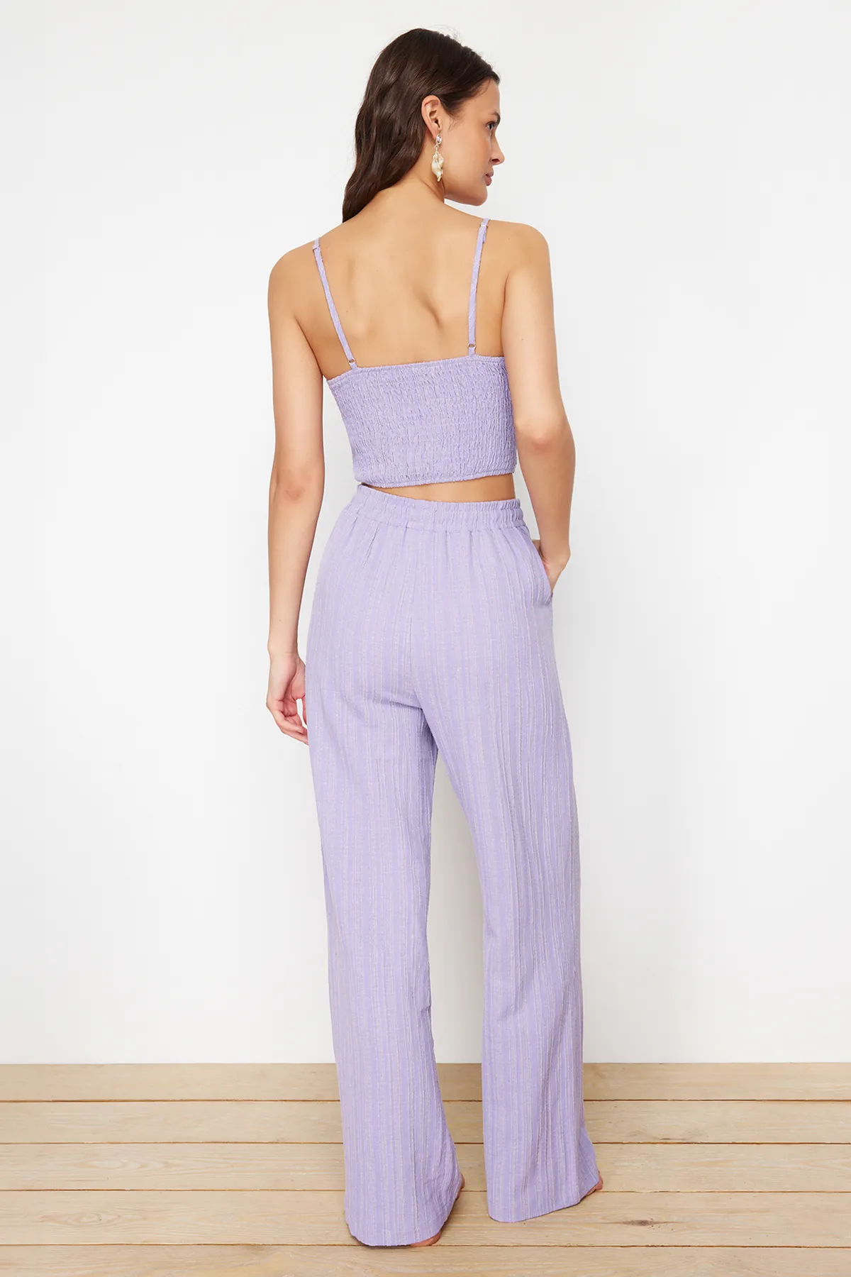 Trendyol Collection  Lila gewebtes Blusen-Hosen-Set TBESS24AU00076