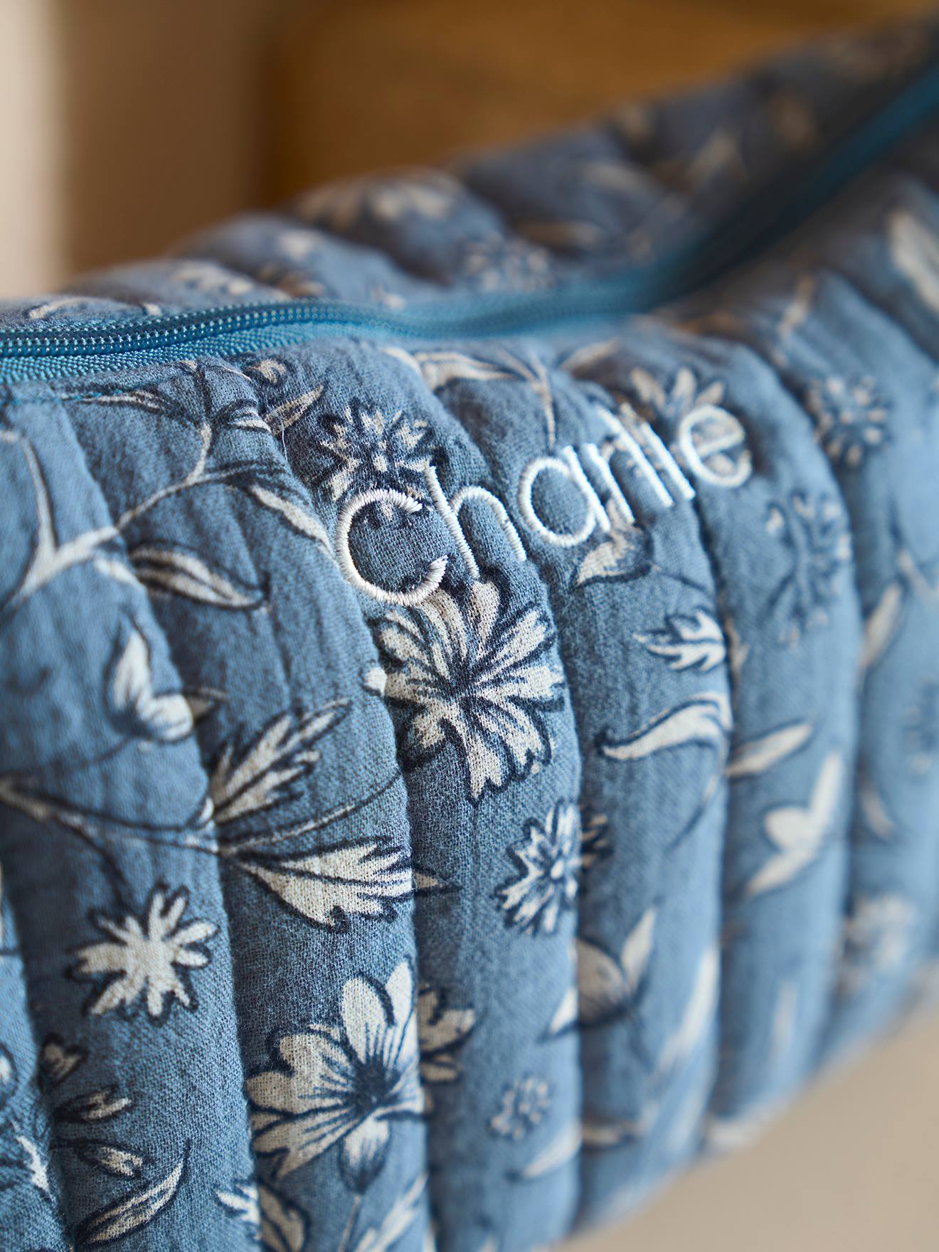 Vertbaudet Kinder Waschbeutel aus Musselin, personalisierbar - blau indien blume