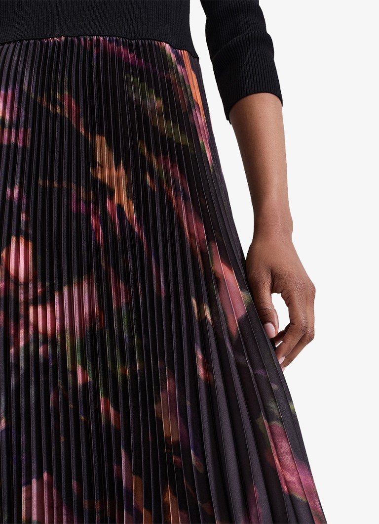 Vestido midi estampado y plisado Rhea de Phase Eight