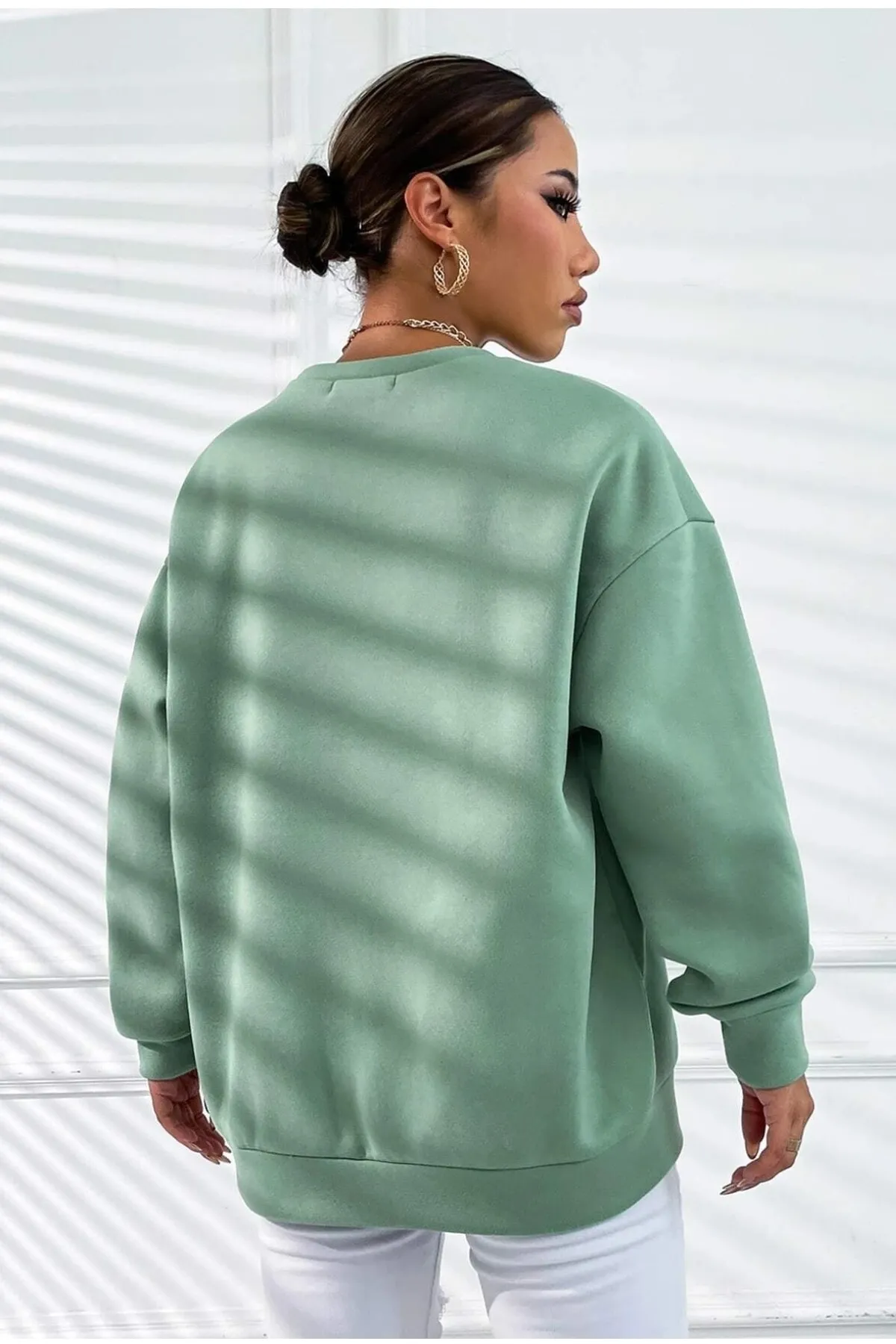 MODAGEN  Unisex Mintgrünes Ocean City bedrucktes Oversize-Sweatshirt mit Rundhalsausschnitt