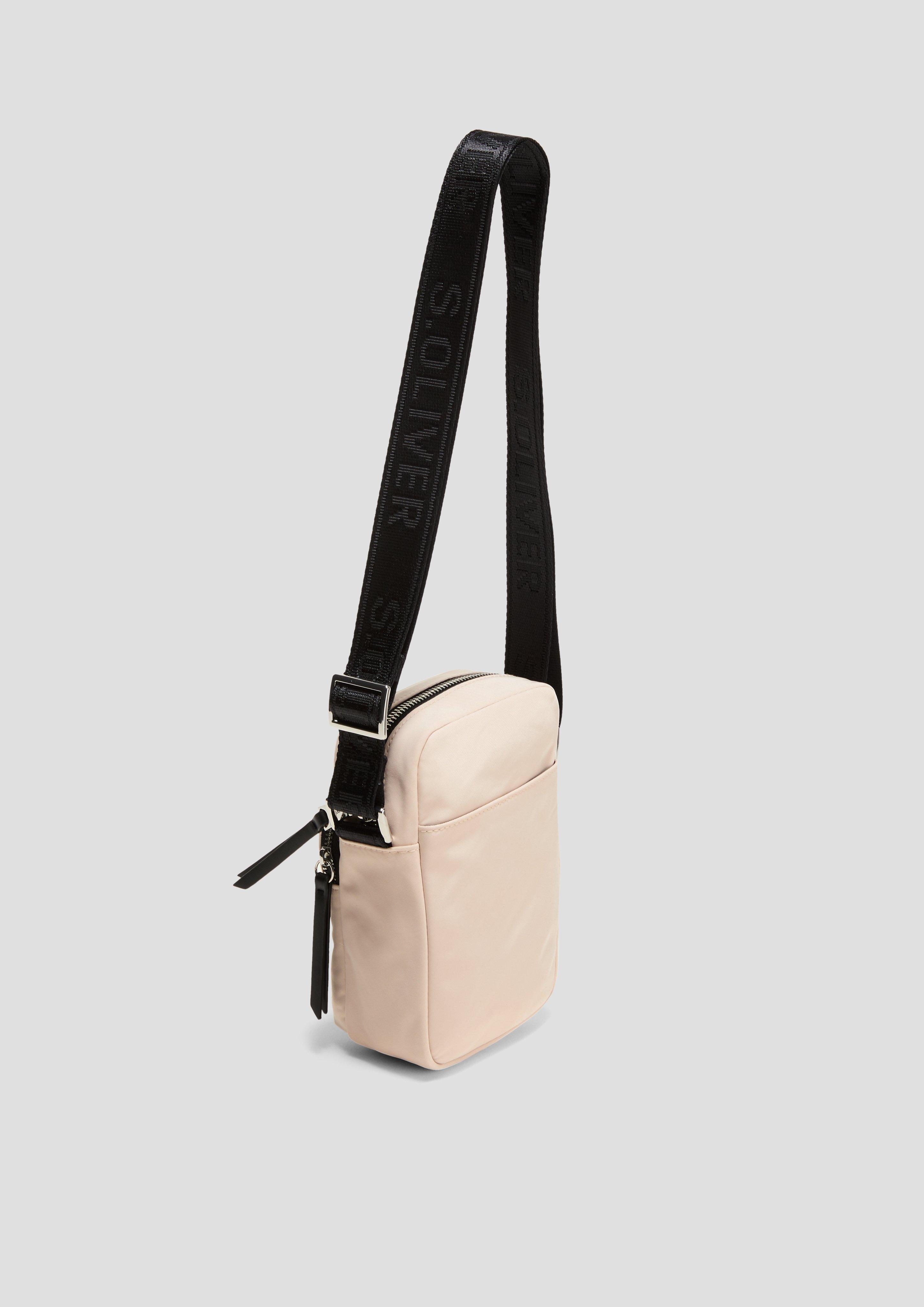 Handytasche mit Reißverschlusstaschen  2141419-0210