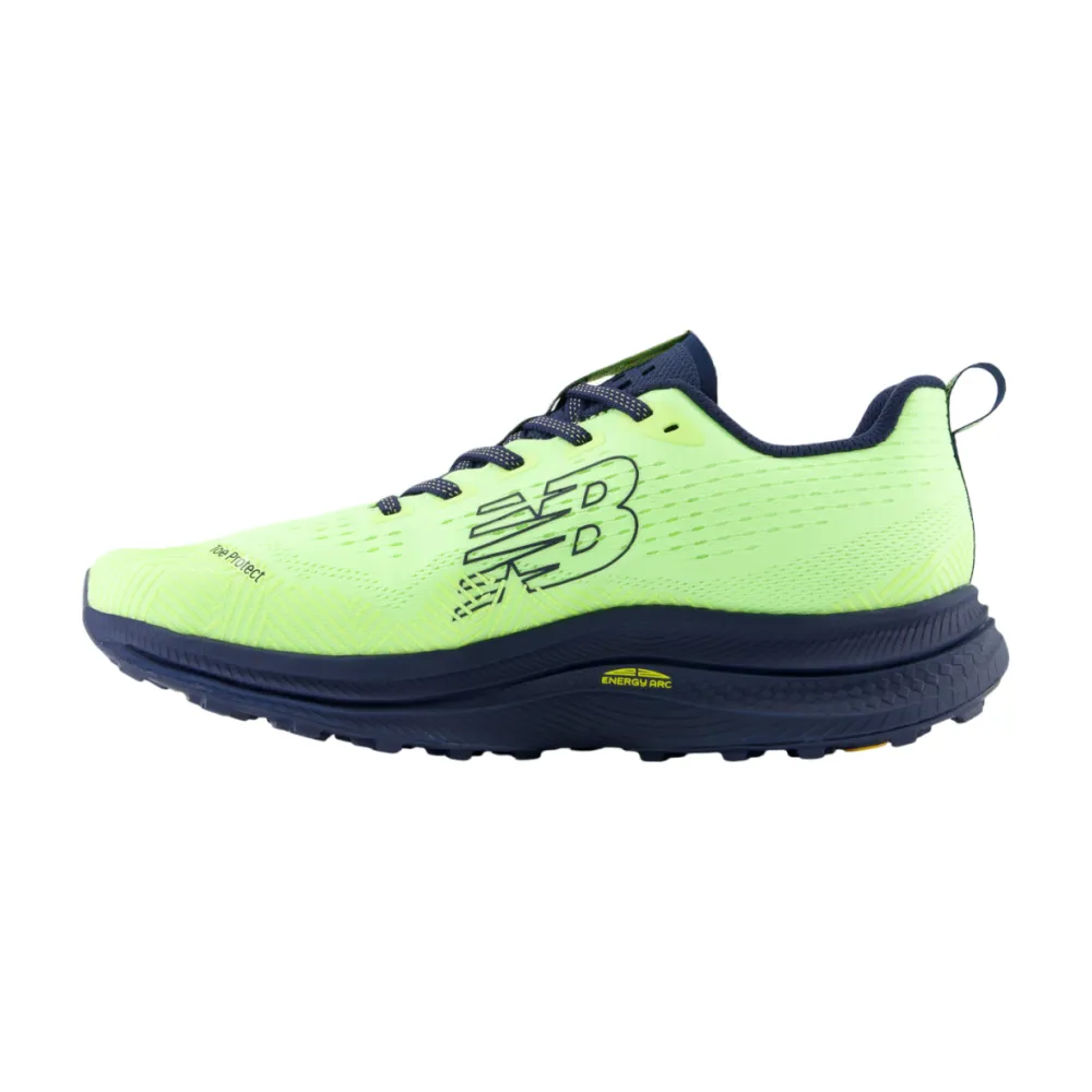 New Balance FuelCell SuperComp Trail MTTRXCC / grün