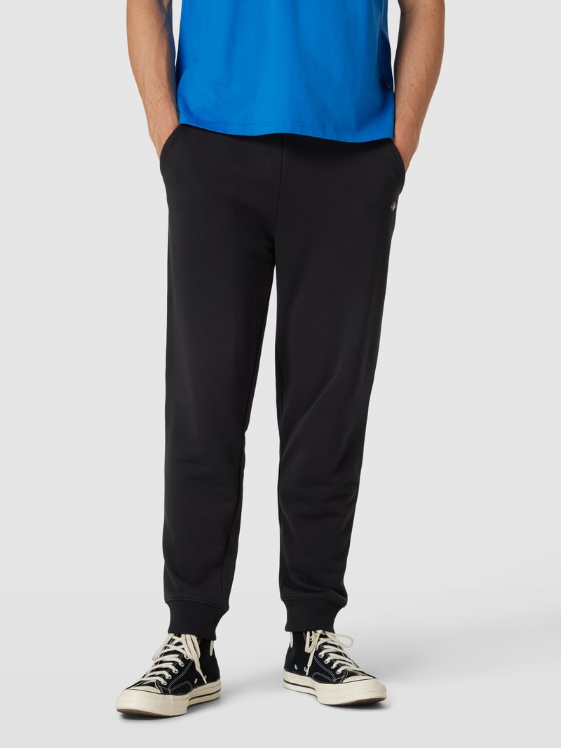 Sweatpants mit Label-Stitching Modell 'SHIELD' in schwarz