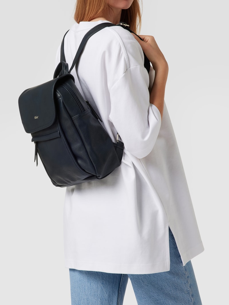 Rucksack in Leder-Optik in marineblau