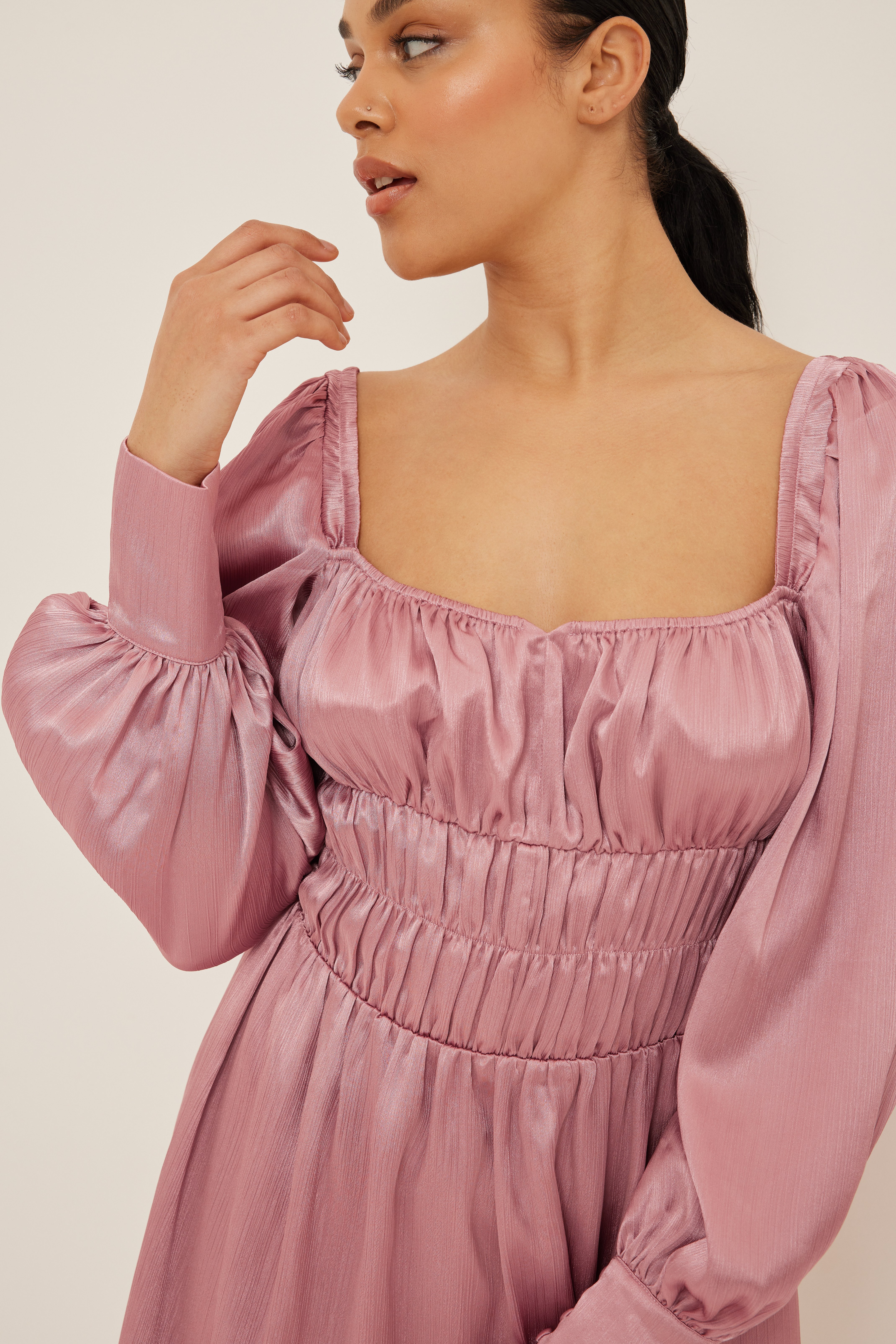Satin Minikleid