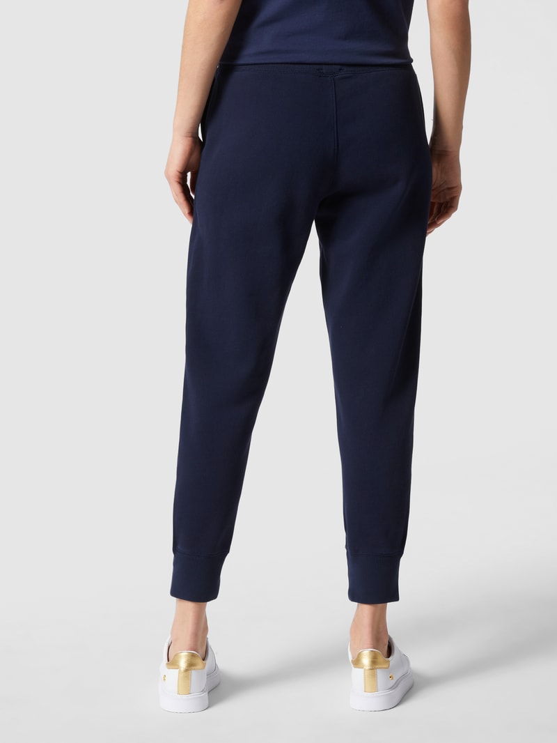 Sweatpants mit Label-Stitching in dunkelblau
