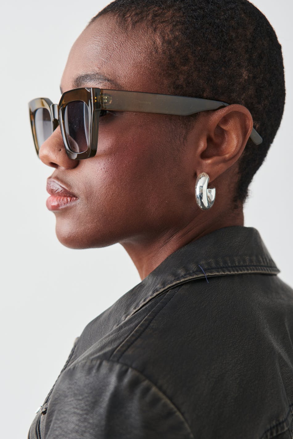 Chunky sunglasses