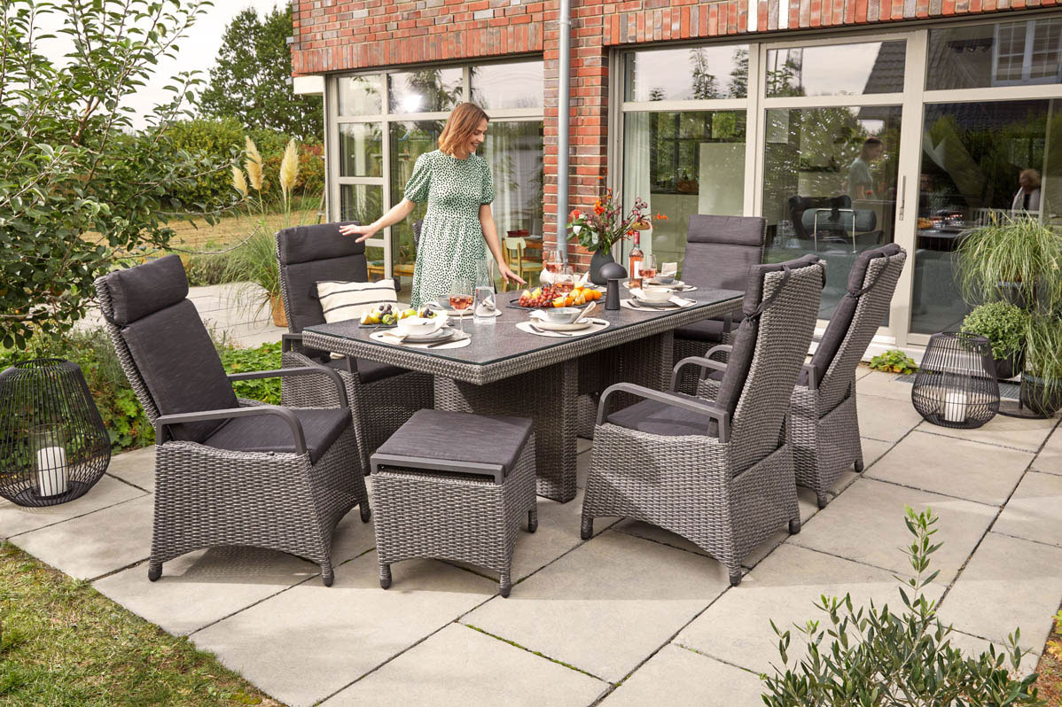 OUTDOORGartentisch Wangenform Rattan