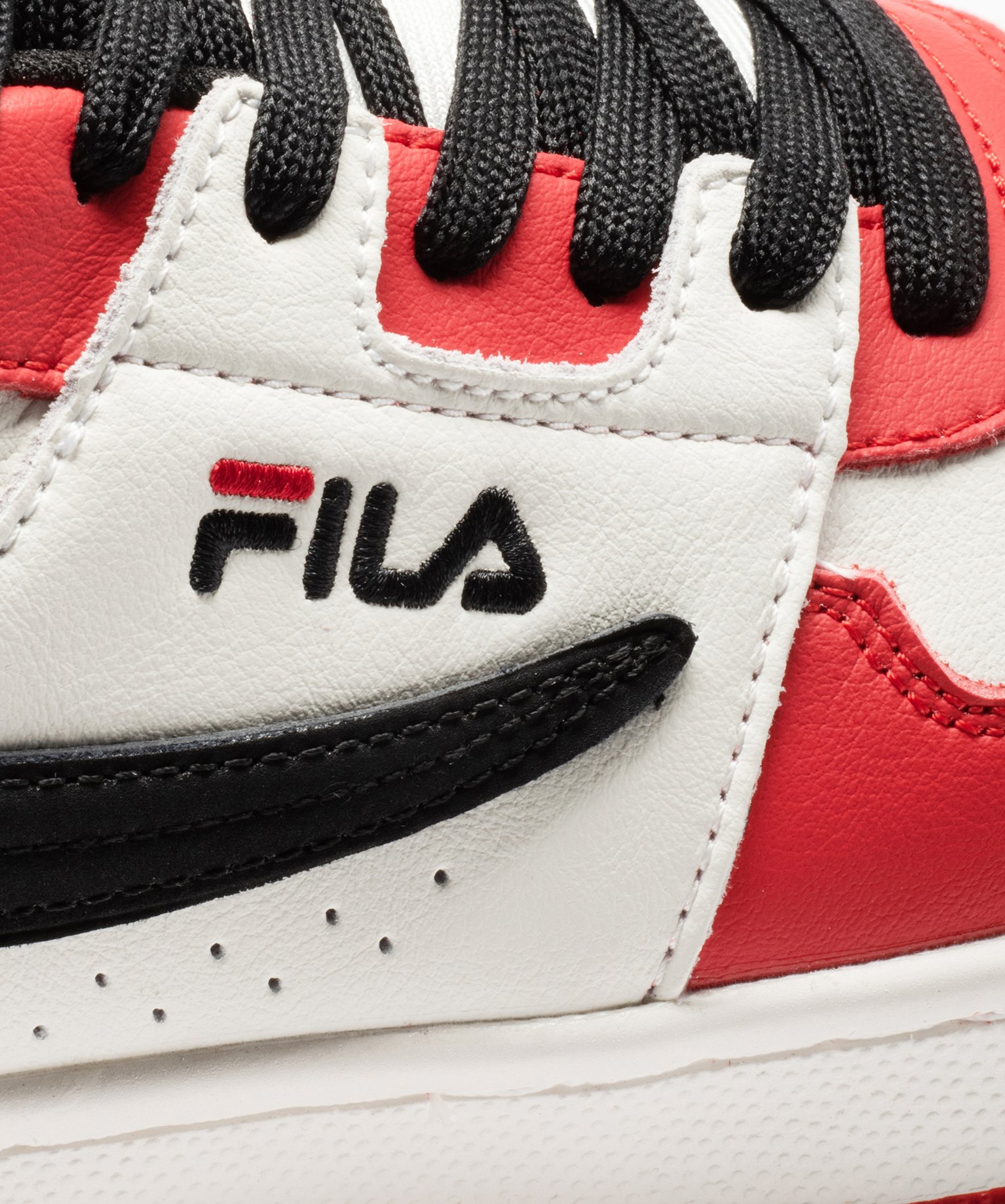 Baskets homme colorées à lacets – Fila Arcade noir | GEMO