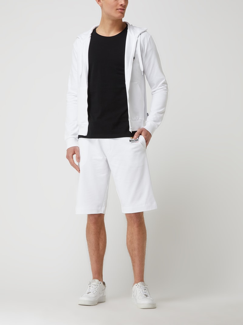 Sweatshorts mit Eingrifftaschen in weiß