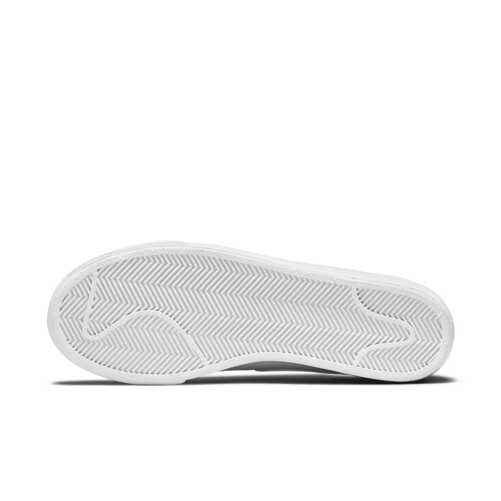 Nike Blazer Low Platform DJ0292-100 / weiss