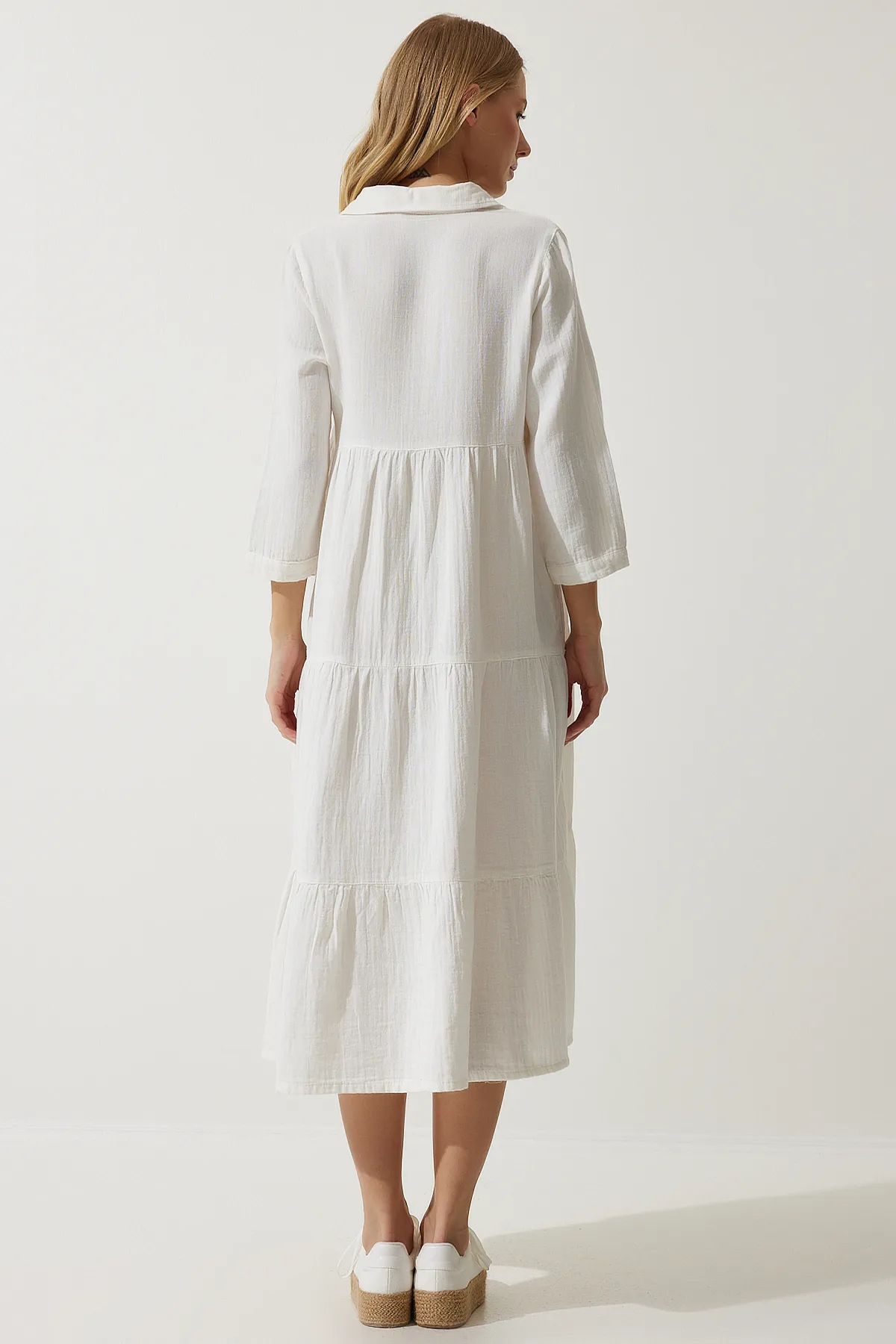 Happiness İstanbul  Ecrufarbenes ausgestelltes Musselin-Hemdkleid für Damen SA00024
