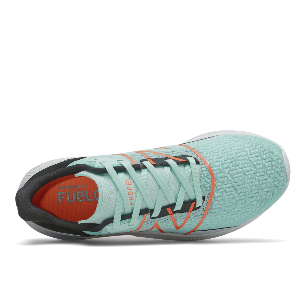 New Balance FuelCell Propel v2 WFCPRCC2 / grün