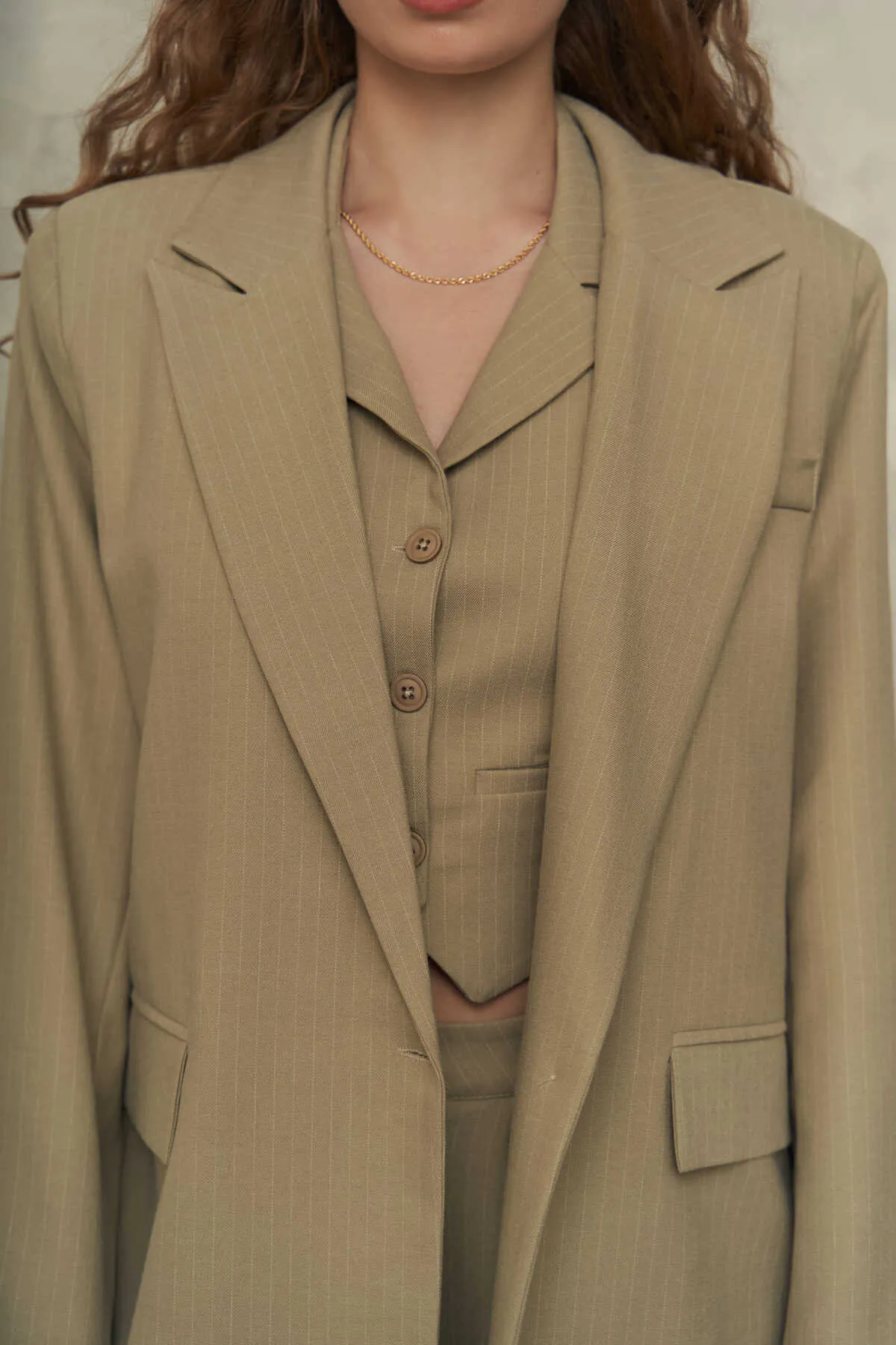 MAİ COLLECTİON  Rosali Olivgrünes Dreifach-Blazer-Jacken-Set