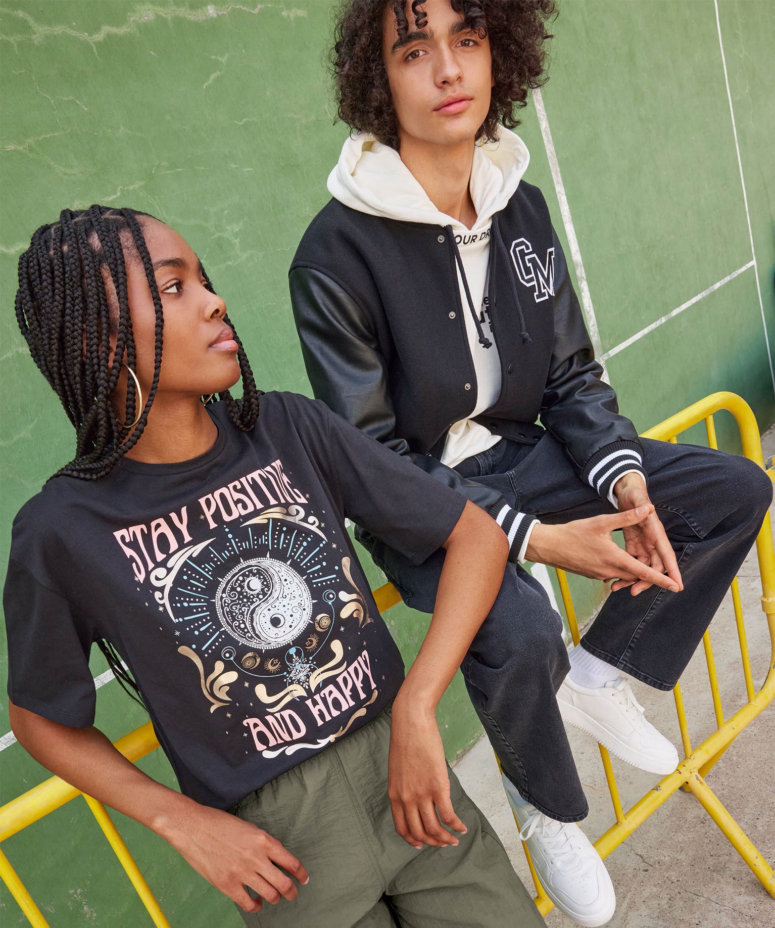 Tee-shirt à manches courtes avec motif Yin et Yang femme noir | GEMO
