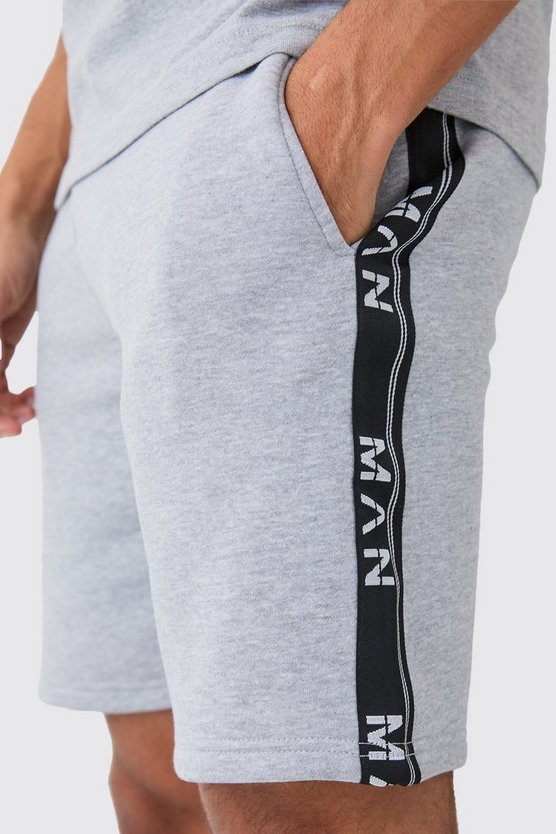 Mittellange Slim-Fit Man Shorts
