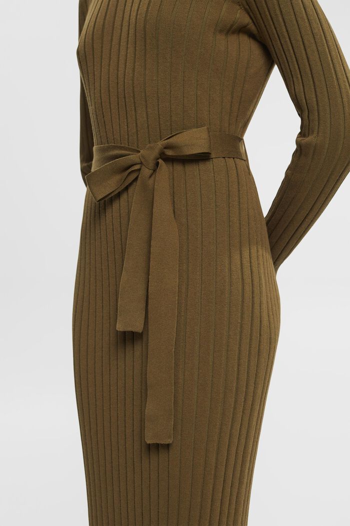 Rippstrick-Midikleid mit Stehkragen