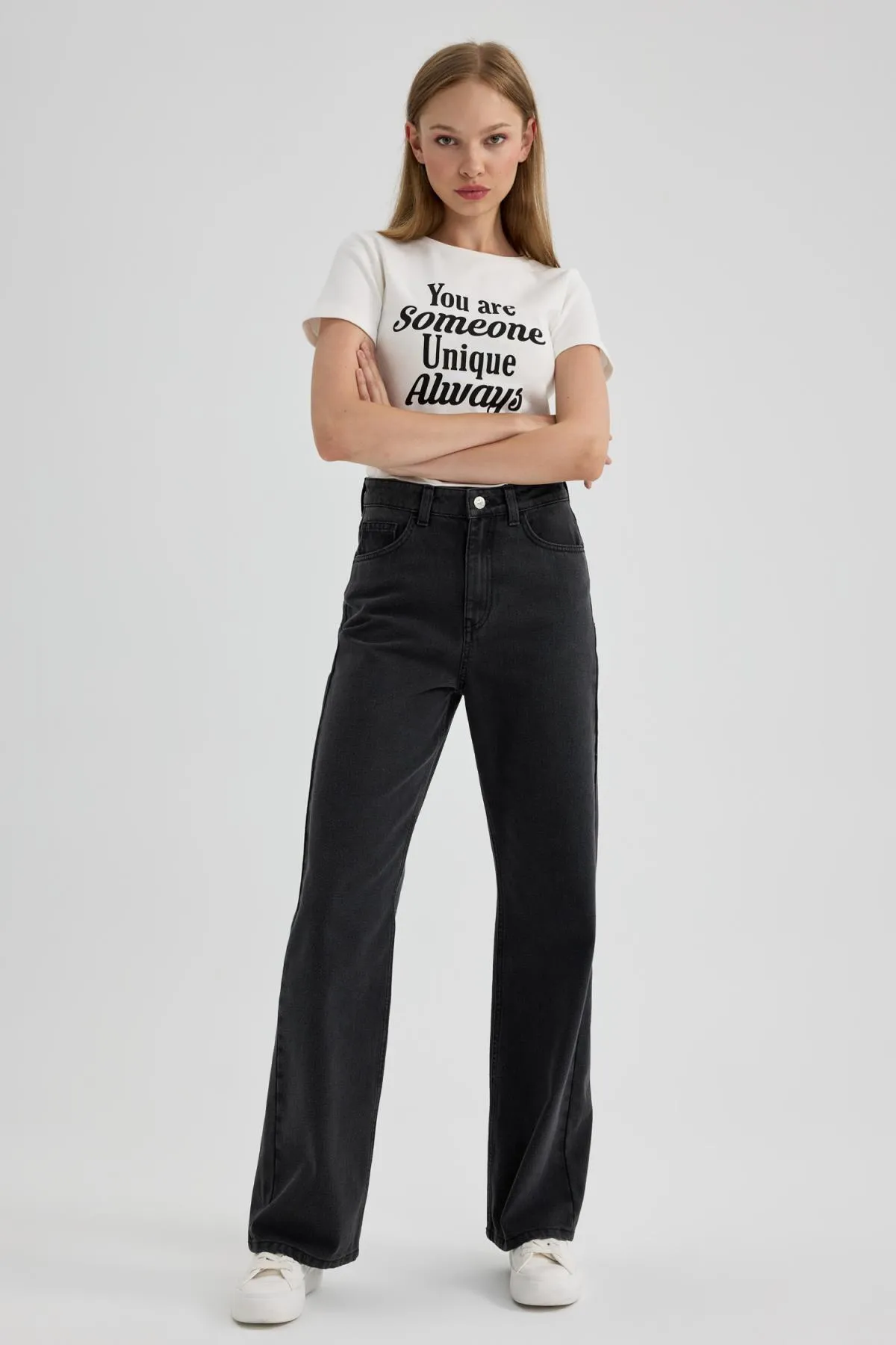 DeFacto  90er Jahre Weites Bein Hohe Taille Weites Bein Lange Jeanshose A8193ax23wn