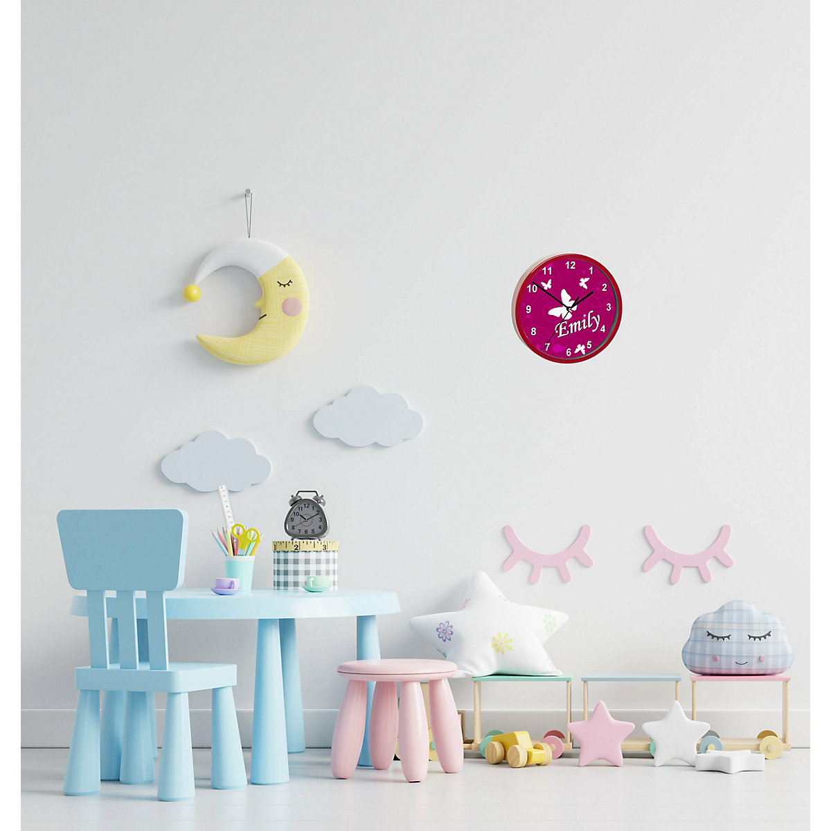 Kinder Wanduhr personalisiert mit Name Schmetterling Brombeere