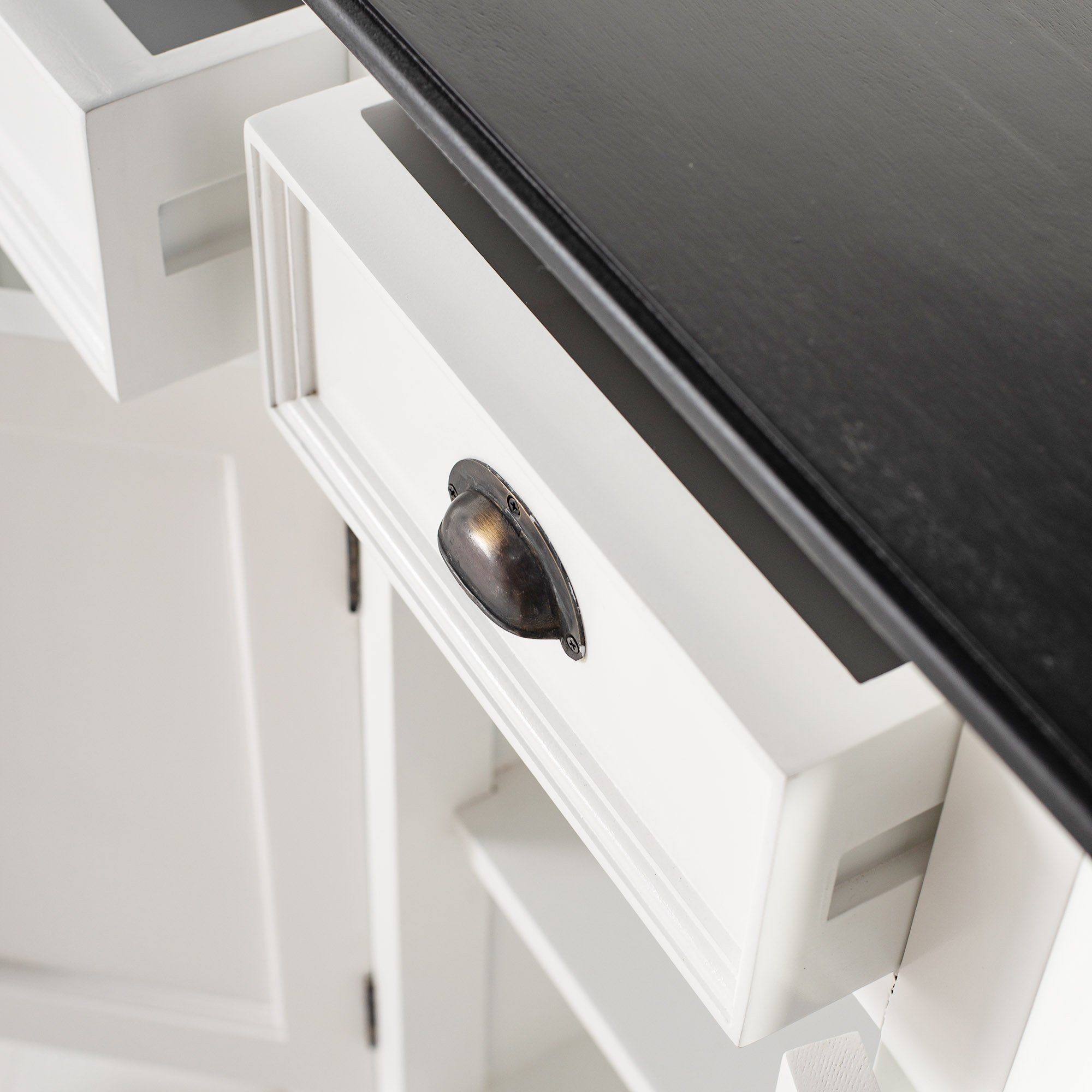 Novasolo Buffet Halifax Contrast Buffetschrank mit 4 Türen und 3 Schubladen
