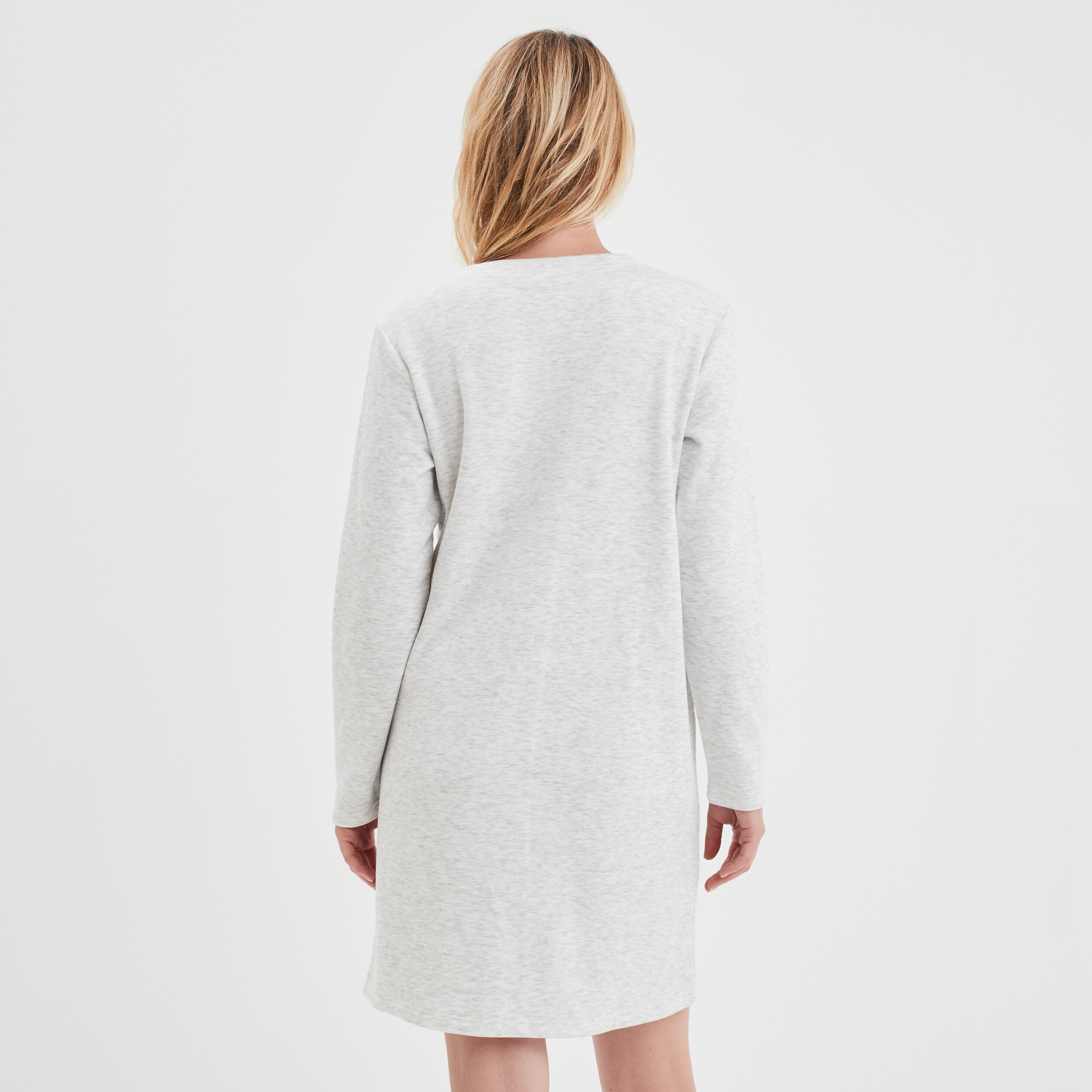 Chemise de nuit t-shirt manches longues gris clair femme | La Halle