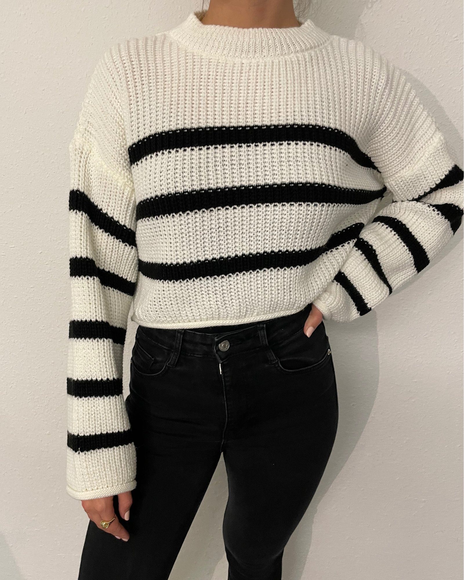 ITALY VIBES Strickpullover AURELIA - gestreift - cropped - Pullover langarm - passt hier Gr. XS - M