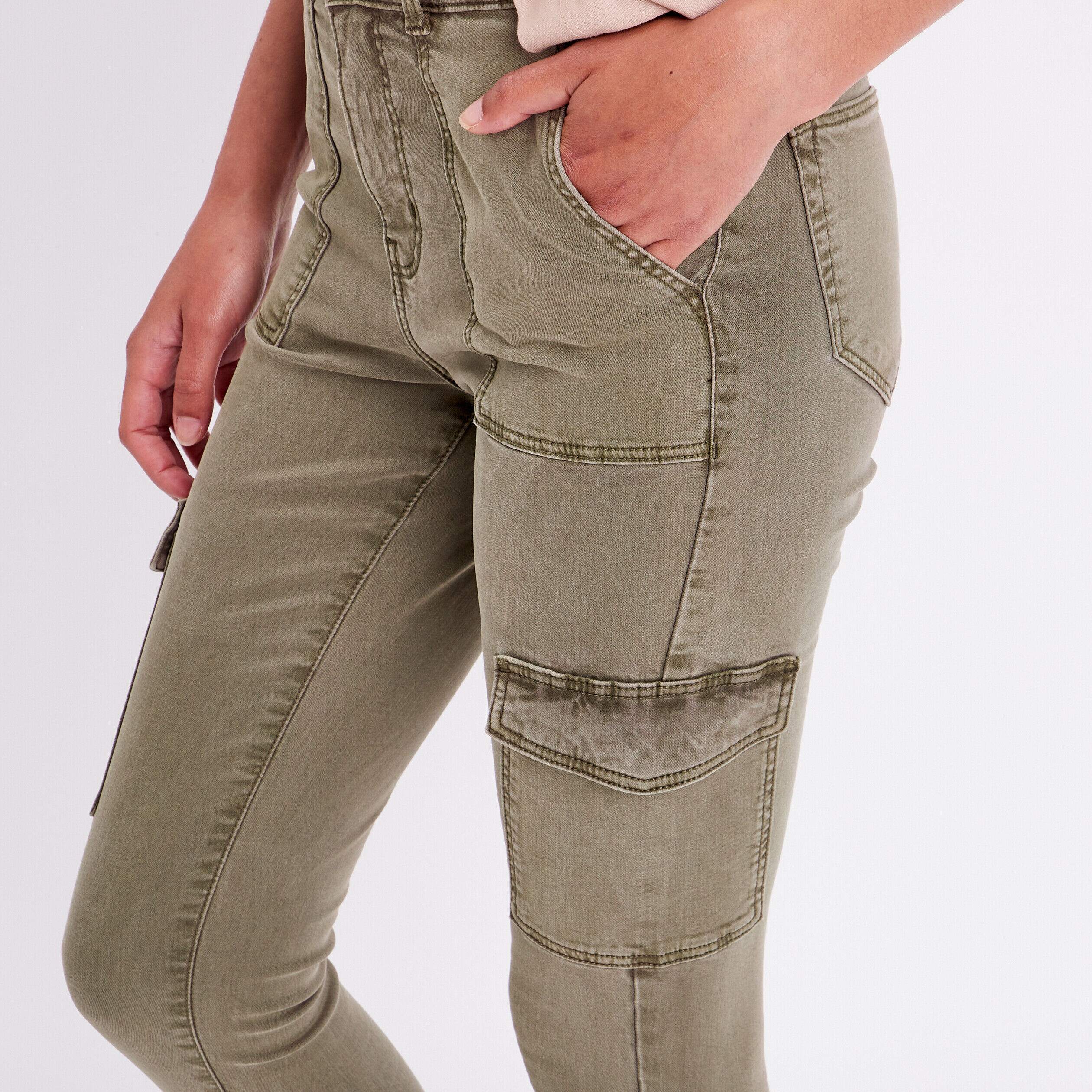 Pantalon skinny poches cargo vert kaki femme | Cache Cache