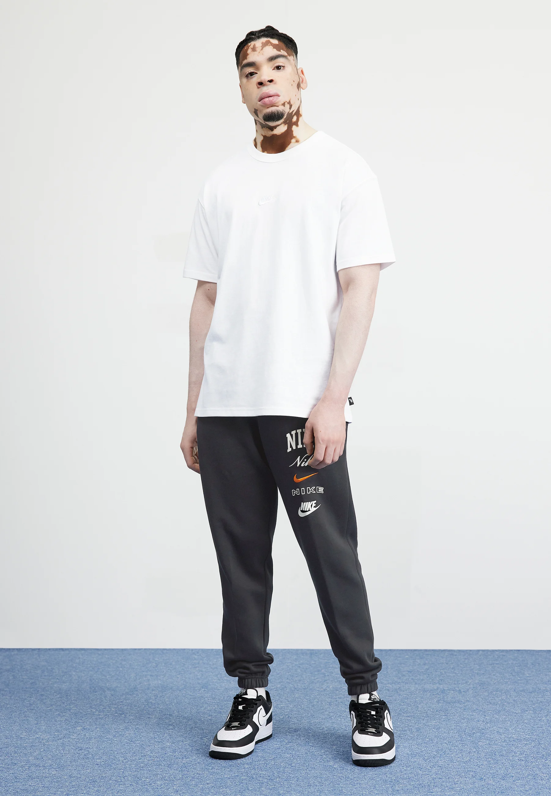 Nike Sportswear ESSNTL SUST - Camiseta básica