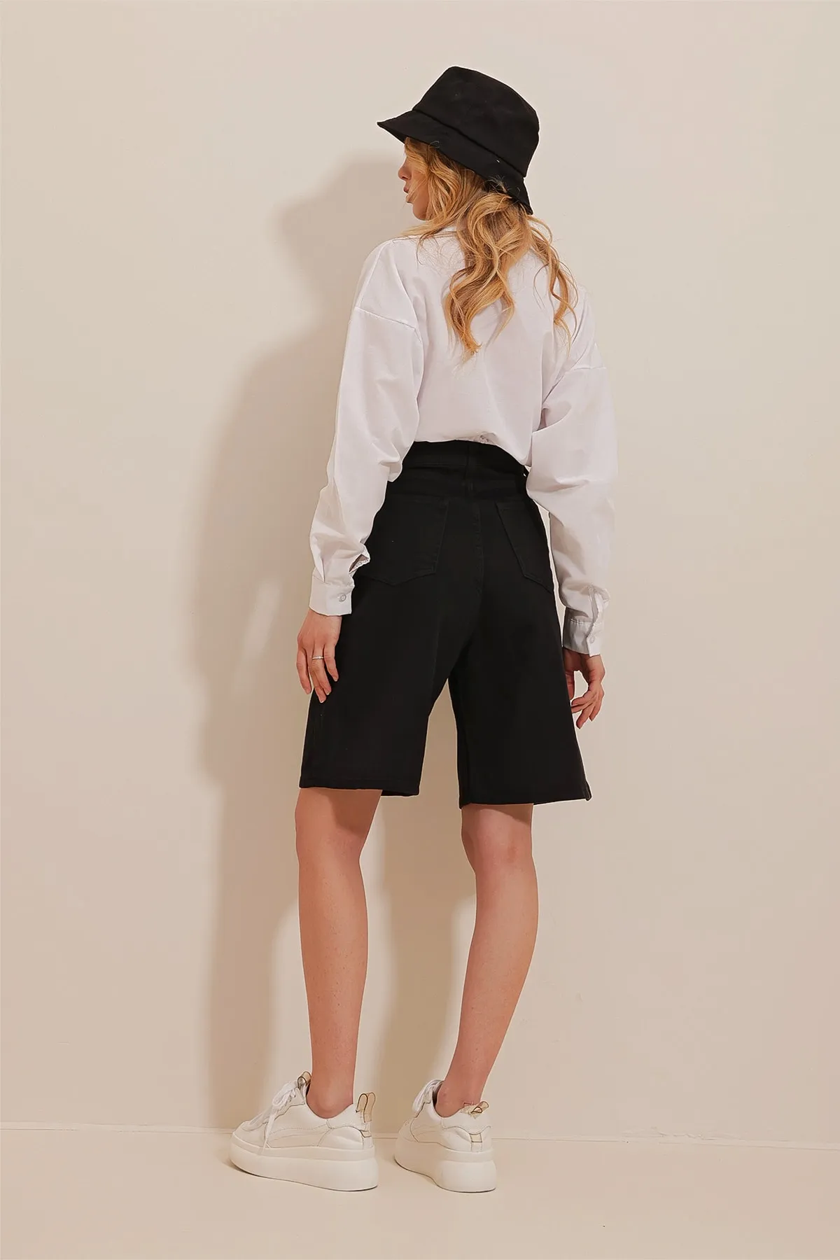 Trend Alaçatı Stili  Shorts - Schwarz - Hoher Bund