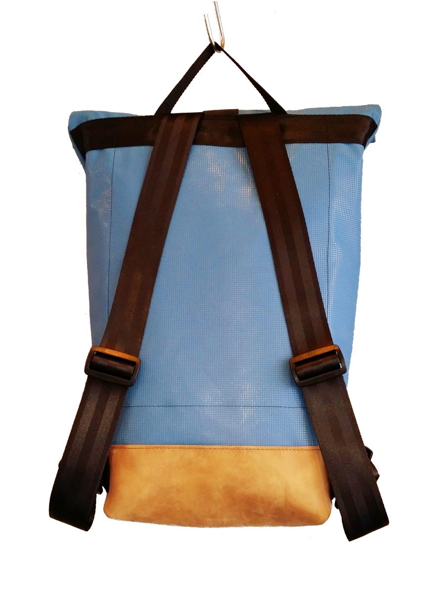 LEONCA Handtaschen blau Rollrucksack Turnmatte & Turnbockleder S