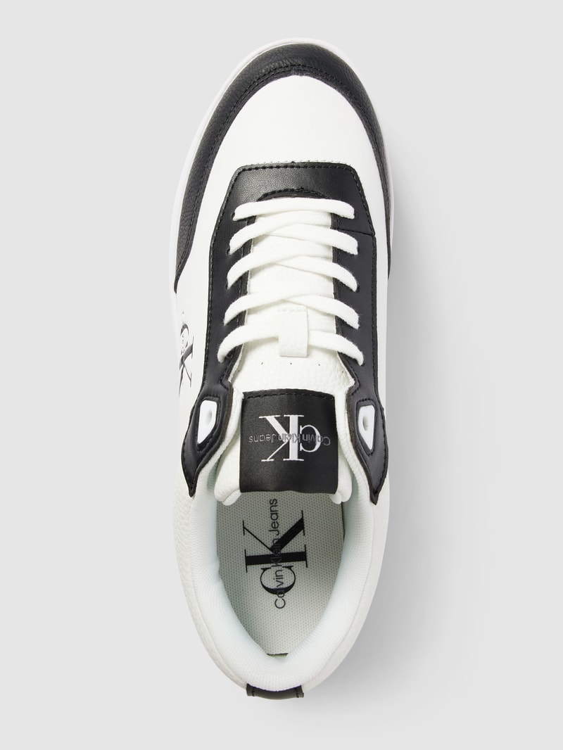 Plateau-Sneaker mit Label-Details in black
