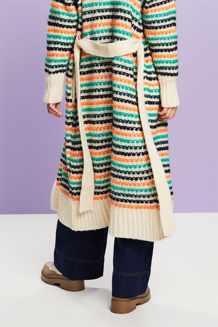 Langer Cardigan mit Streifen