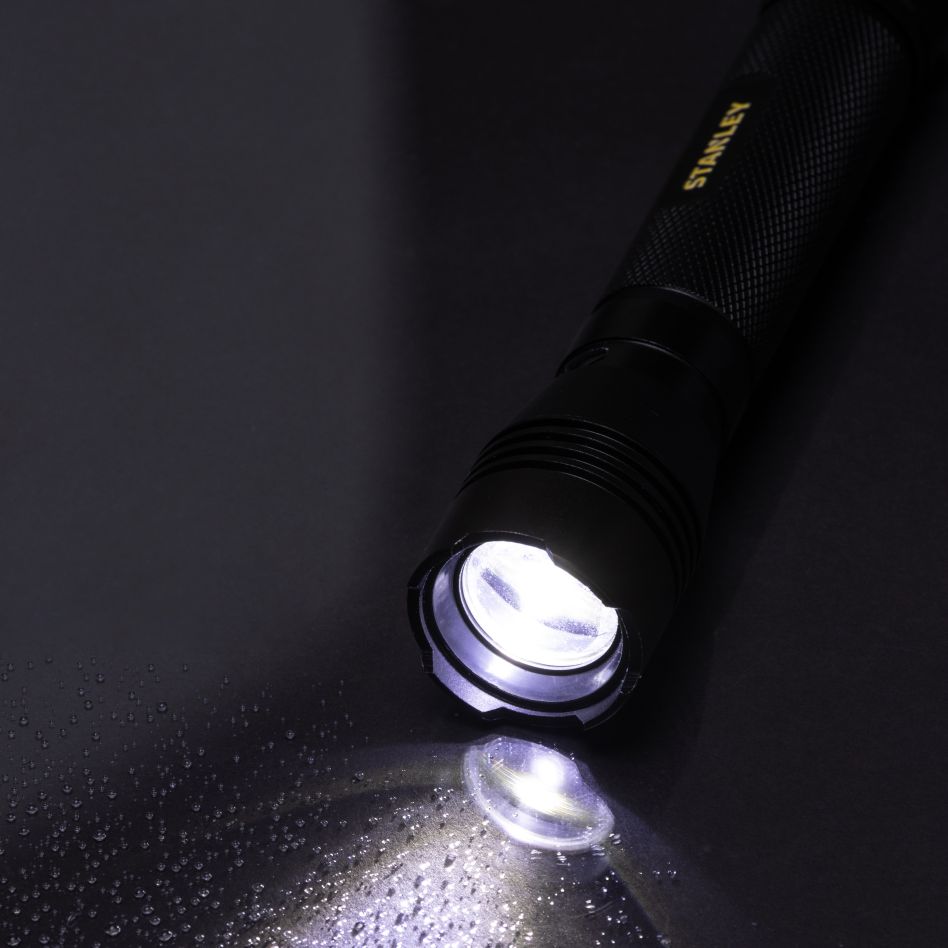 Stanley SXLS50106E 280 lumen LED-ficklampa