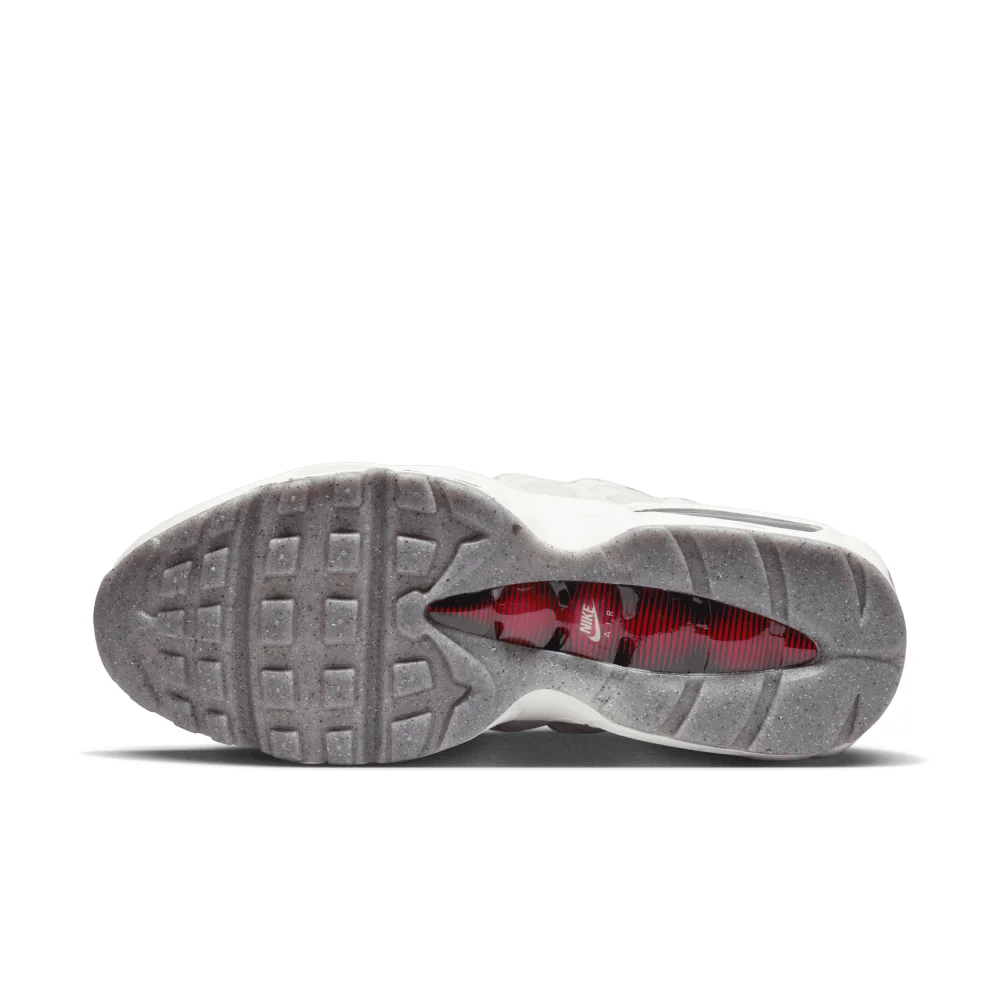 Nike Air Max 95 SE DQ0268-002 / weiss