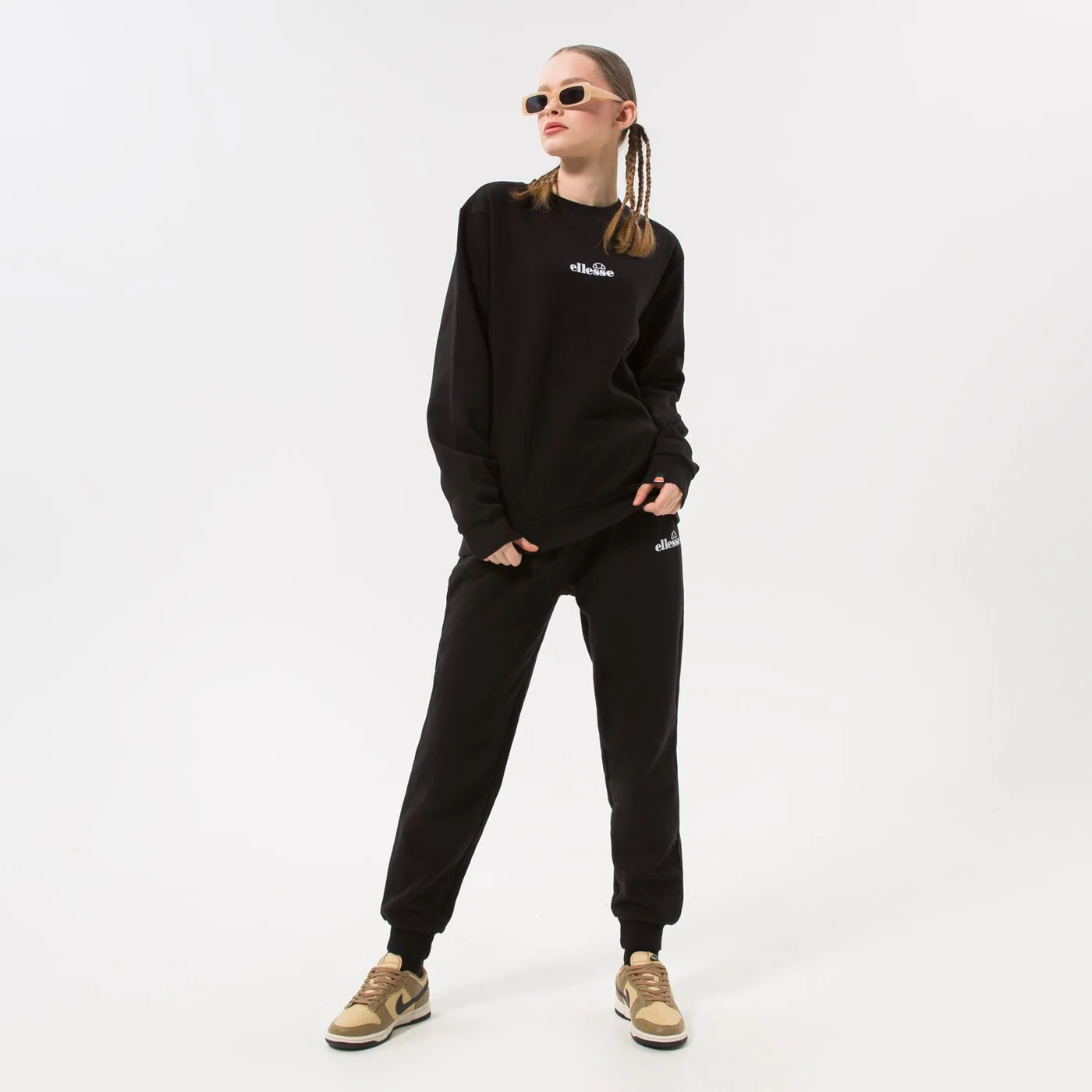 ELLESSE SWEATSHIRT SVETLANA SWEATSHIRT BLK Schwarz